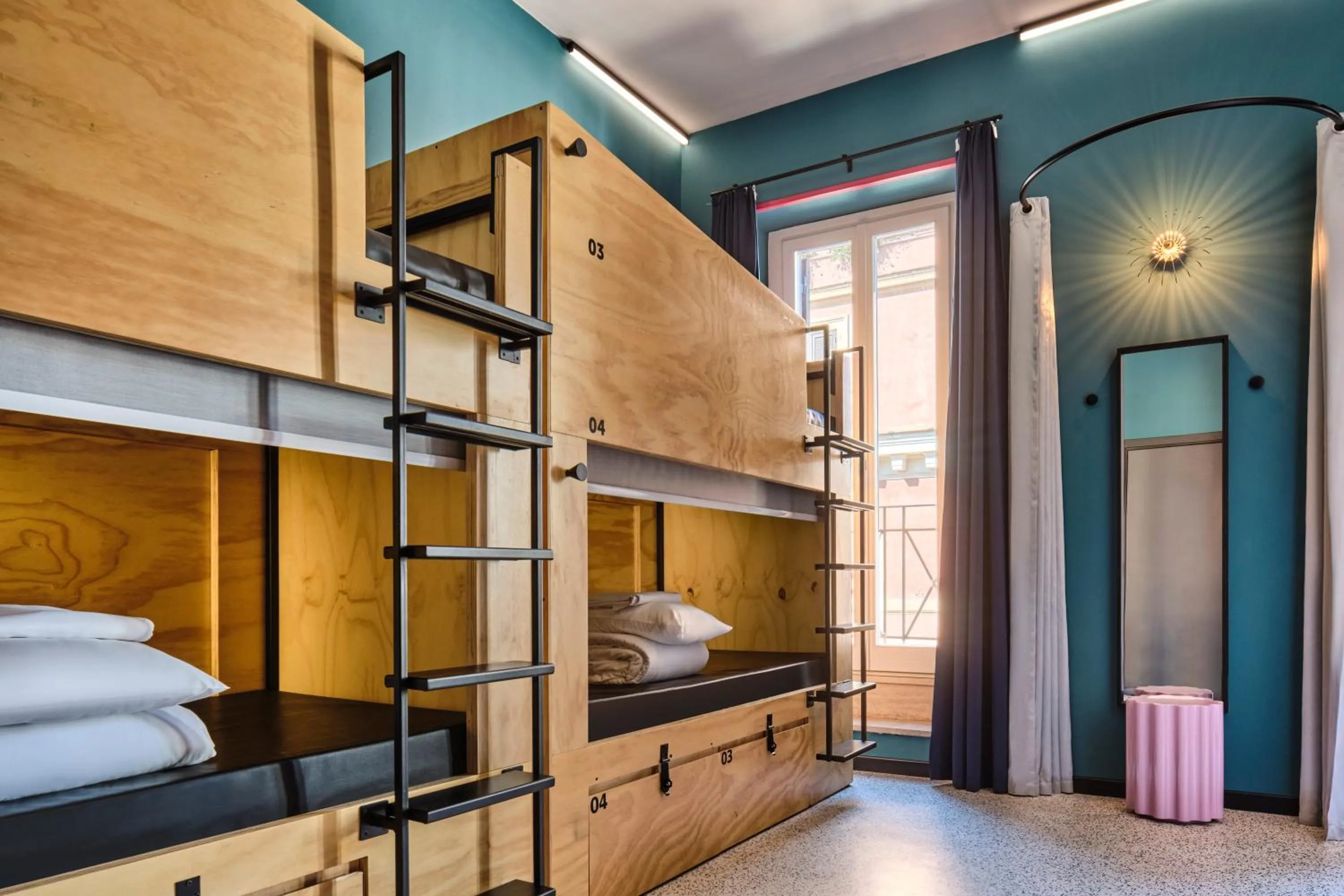 Private Room for 4 People with Terrace in JO&JOE ROMA