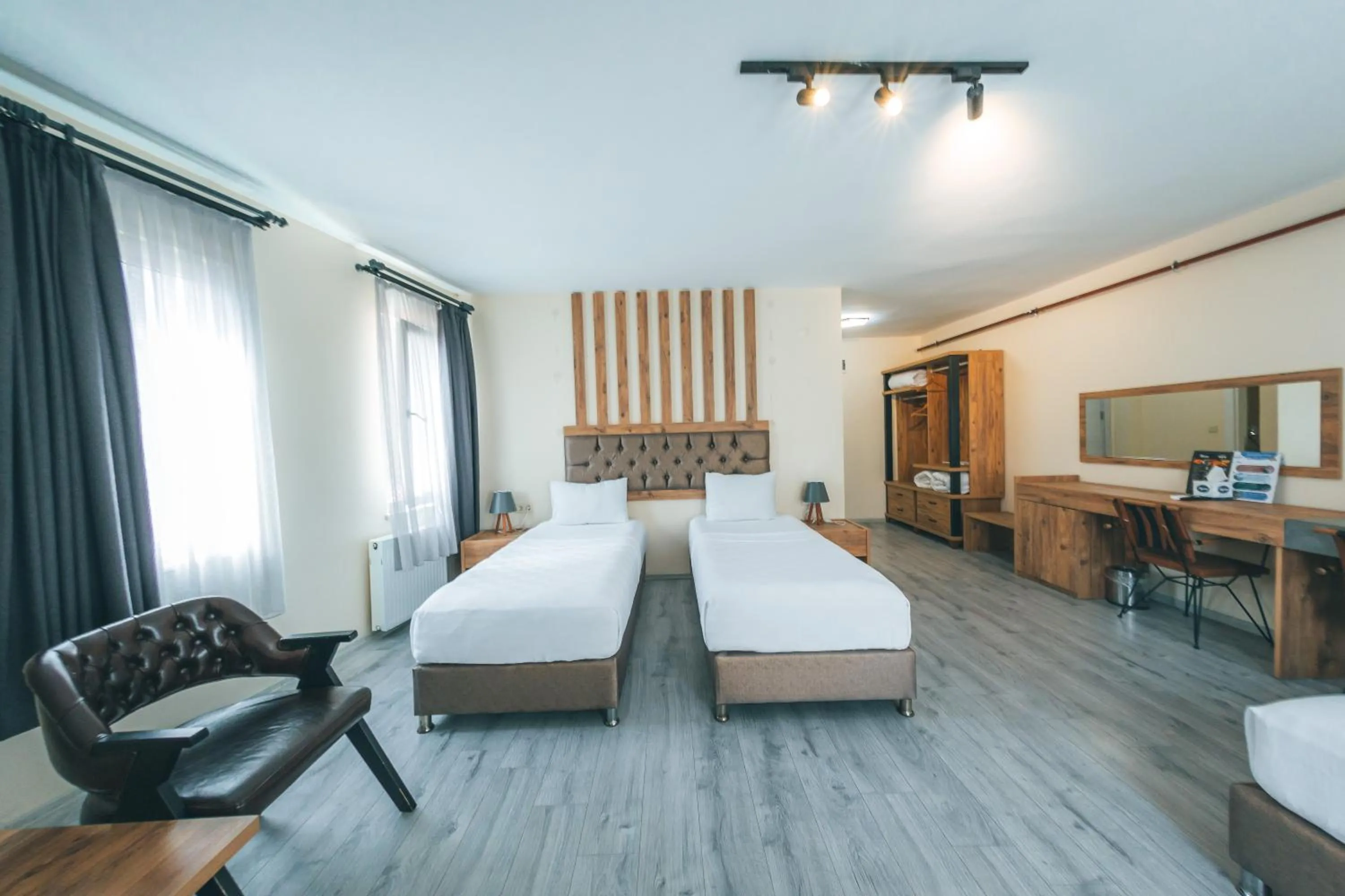 Budget Twin Room in Grand 464 Otel