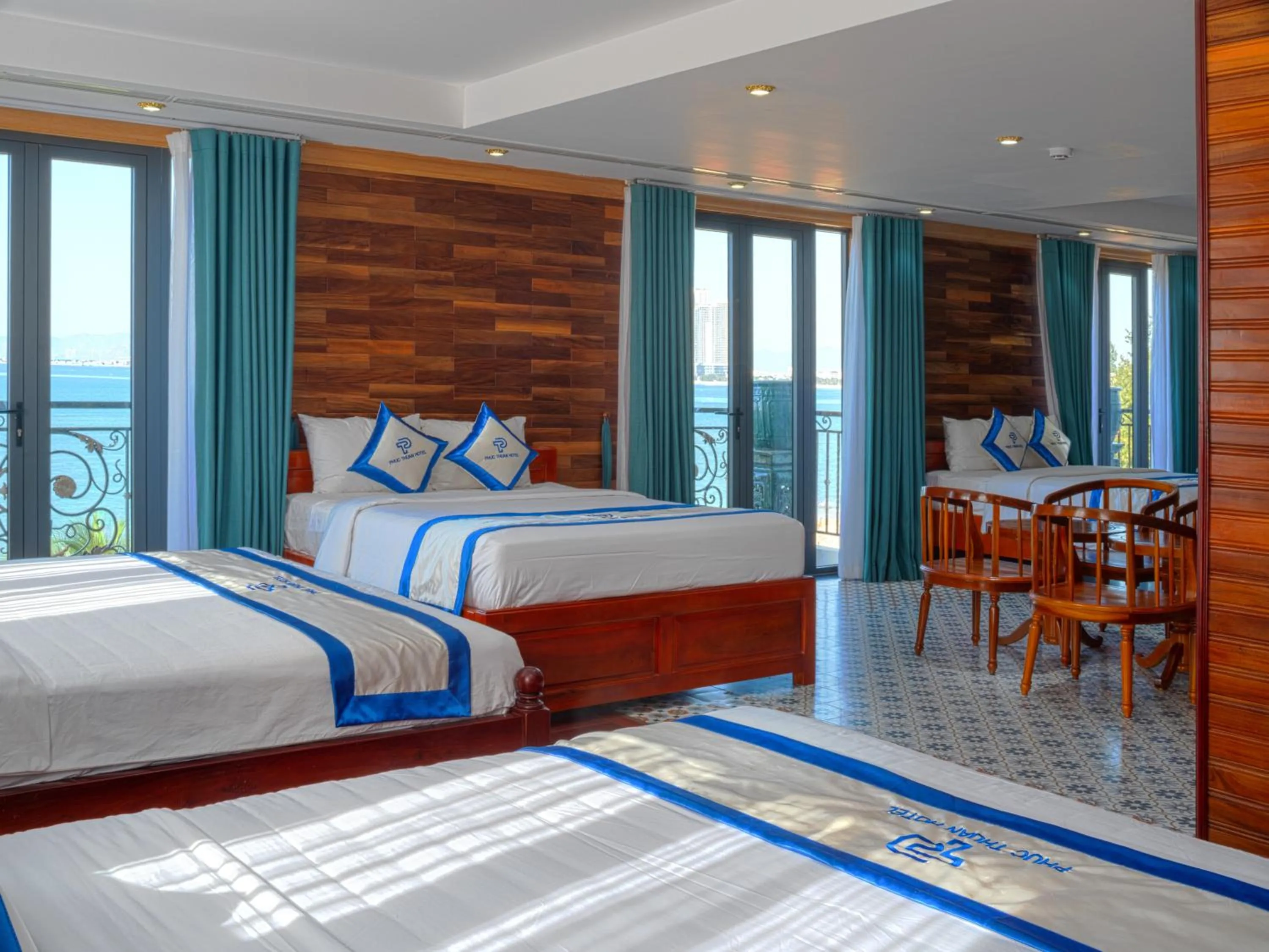 Premium Quadruple Room in Phuc Thuan Hotel - Ninh Thuan