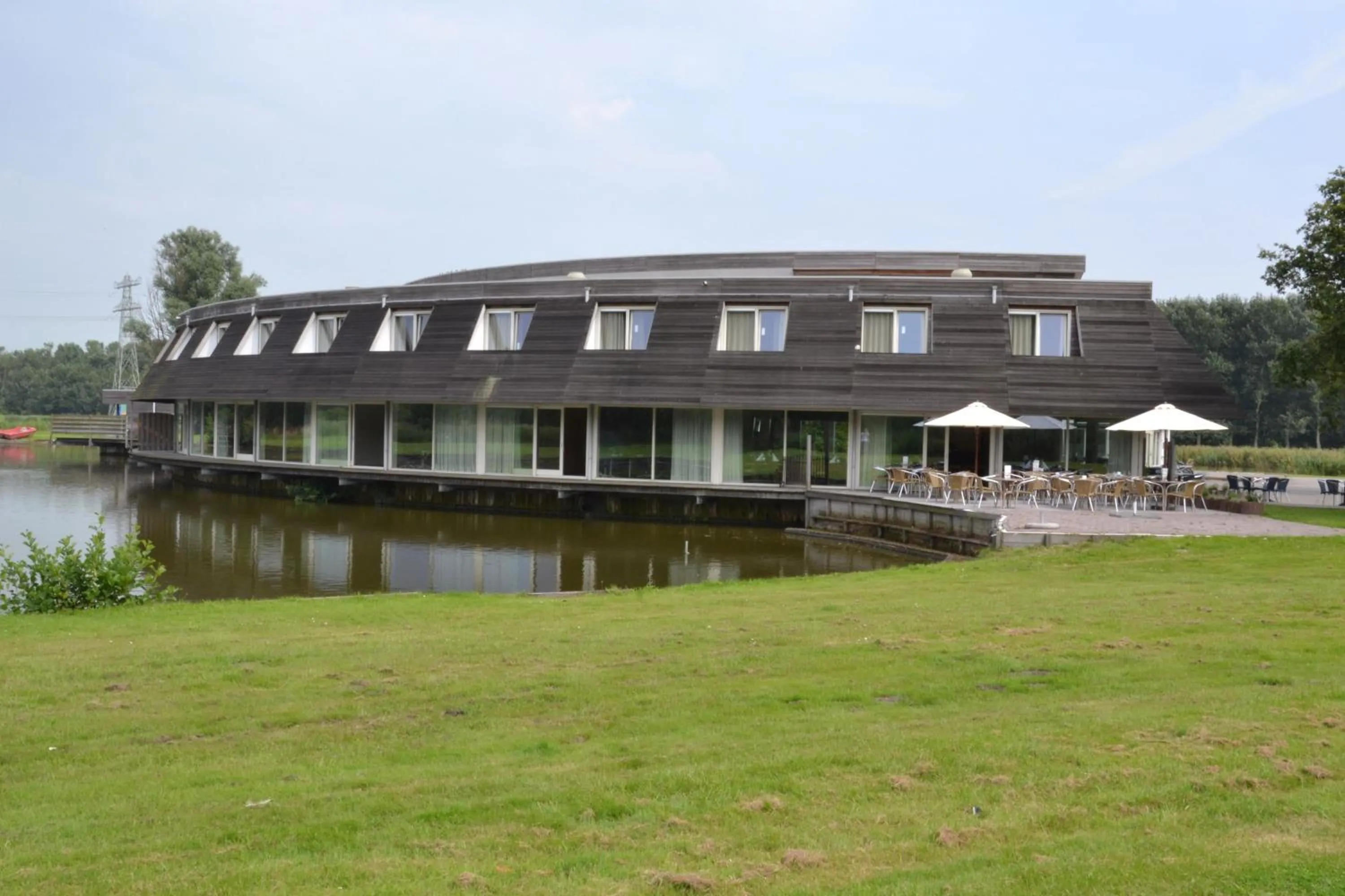 Small Double Room with Terrace in Fletcher Hotel - Resort Spaarnwoude