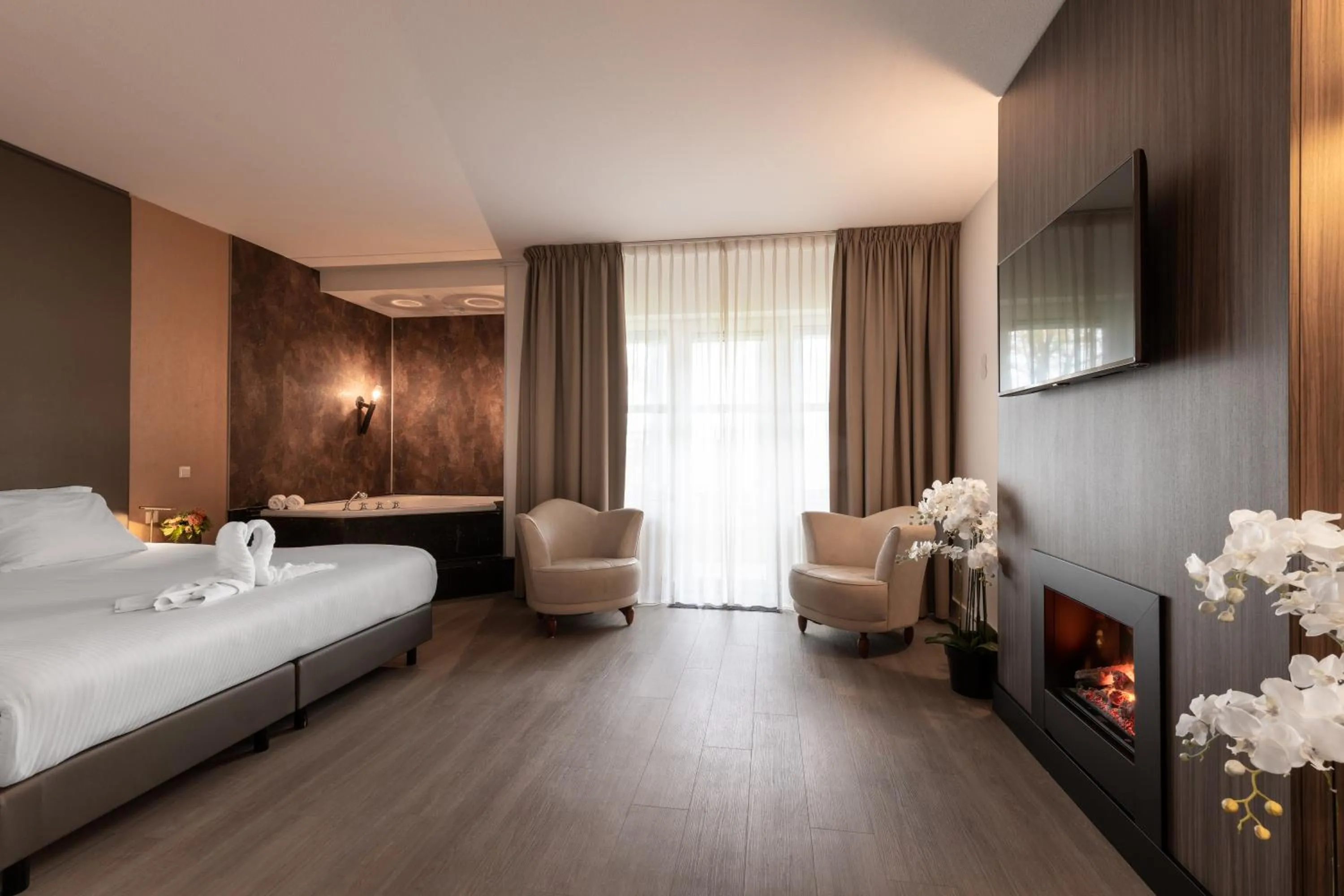 Honeymoon Suite in Golden Tulip Ampt van Nijkerk