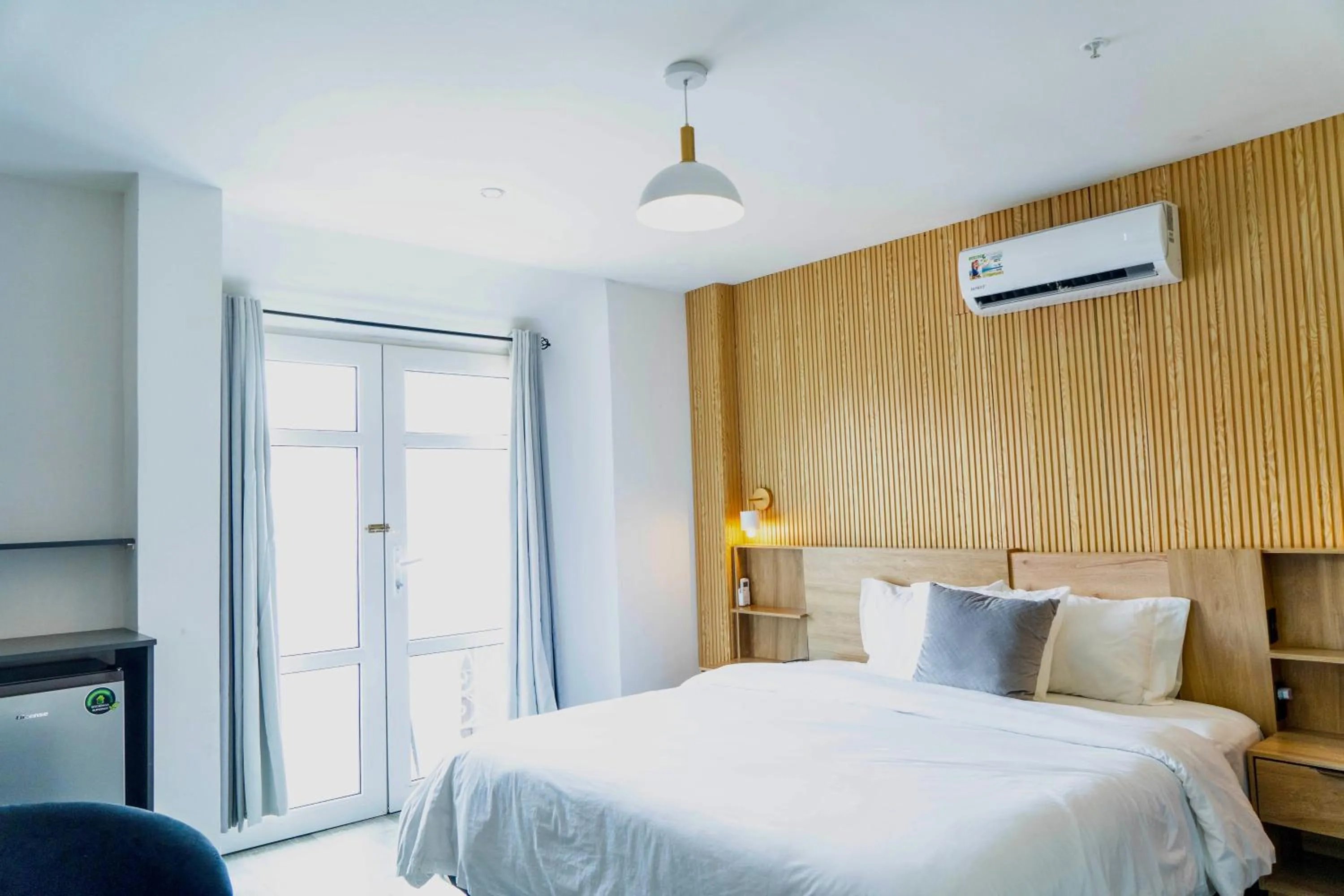 King Room with Balcony - single occupancy in Hotel Baluarte Boutique Panama