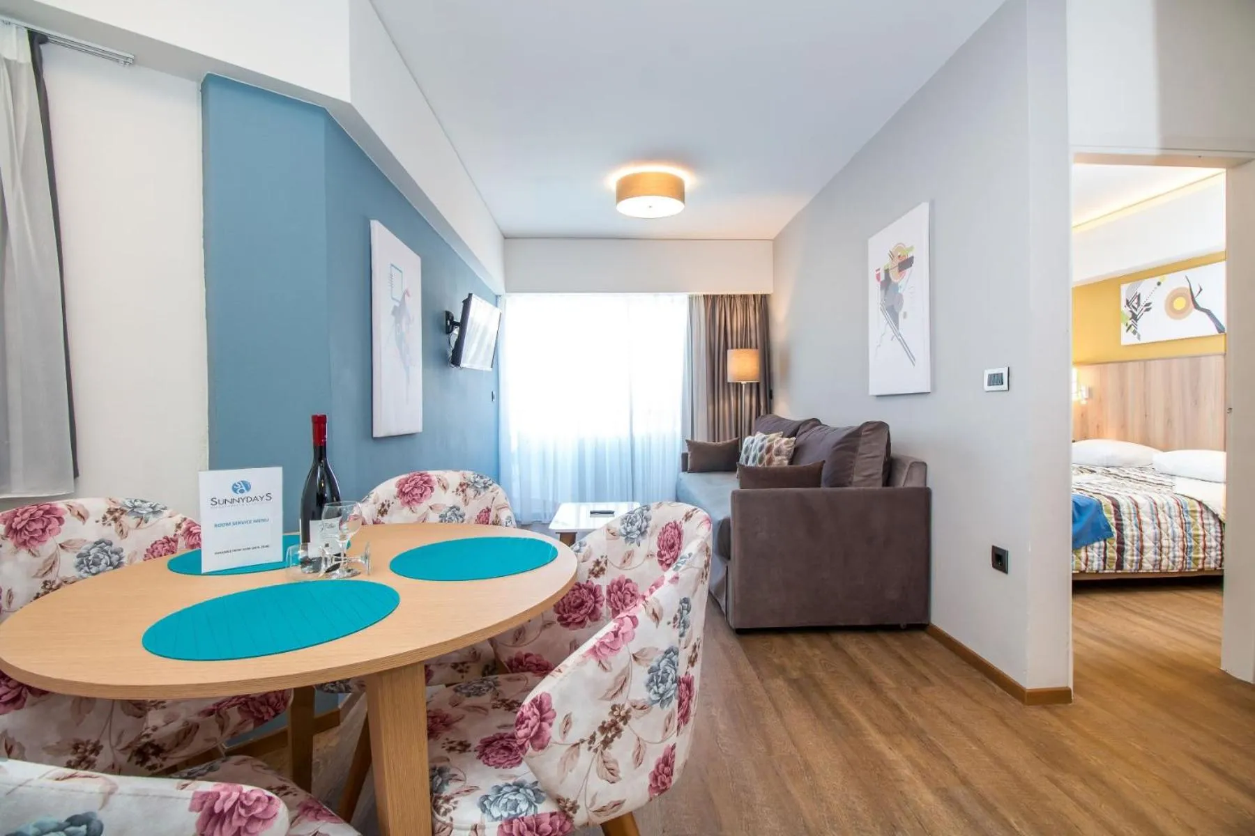 Junior Suite in Sunny Days Hotel