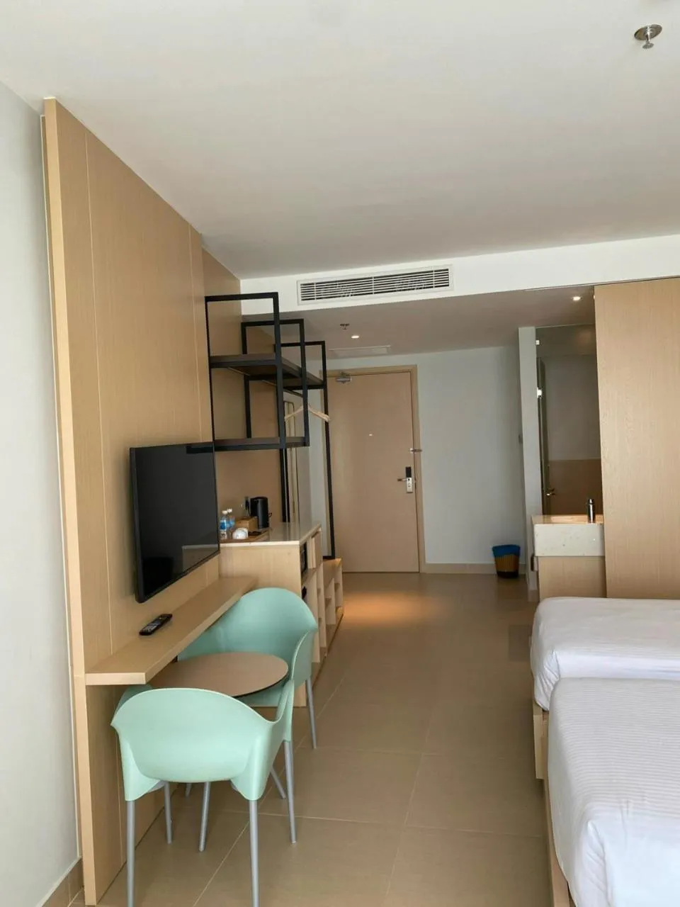 Deluxe Double or Twin Room with Balcony - single occupancy in Cam Ranh Nha Trang resort