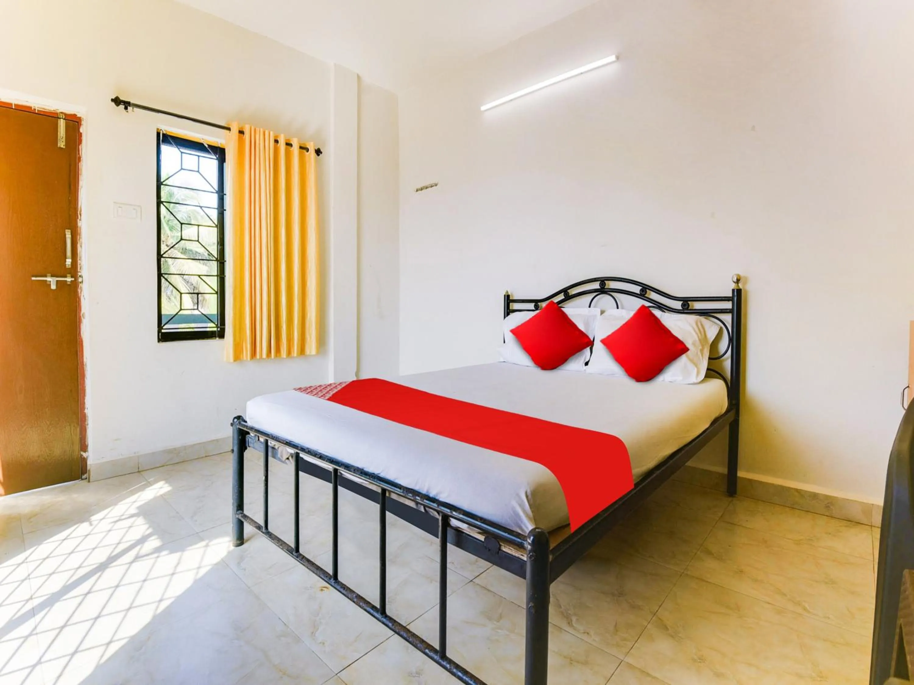 Classic Triple Room - single occupancy in Hotel O Madan Motels