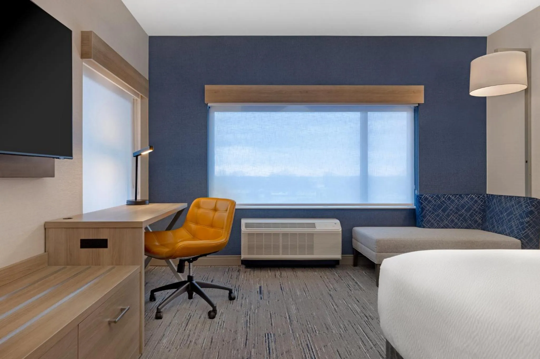 Standard King Room in Holiday Inn Express & Suites St Thomas