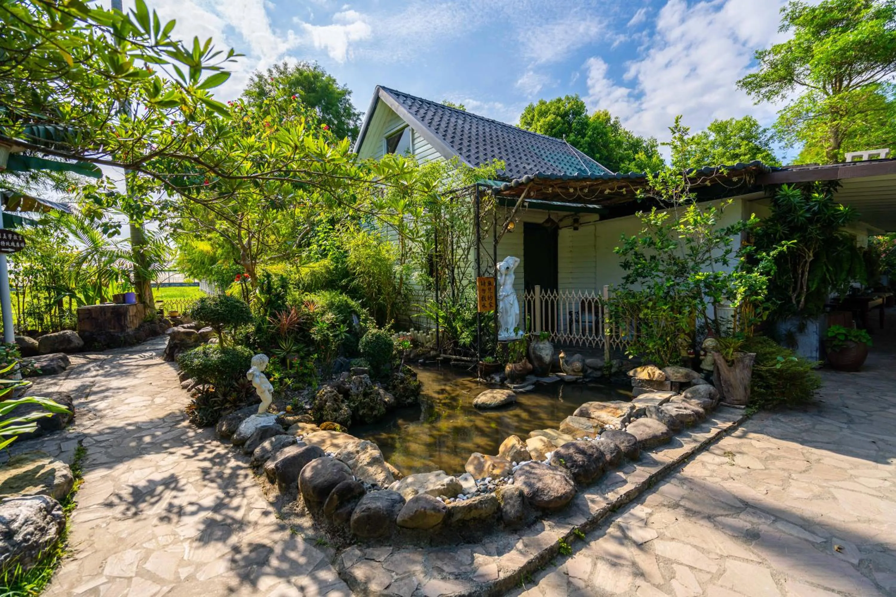 Standard  Double Room in Xin Yuan My Dream Castle