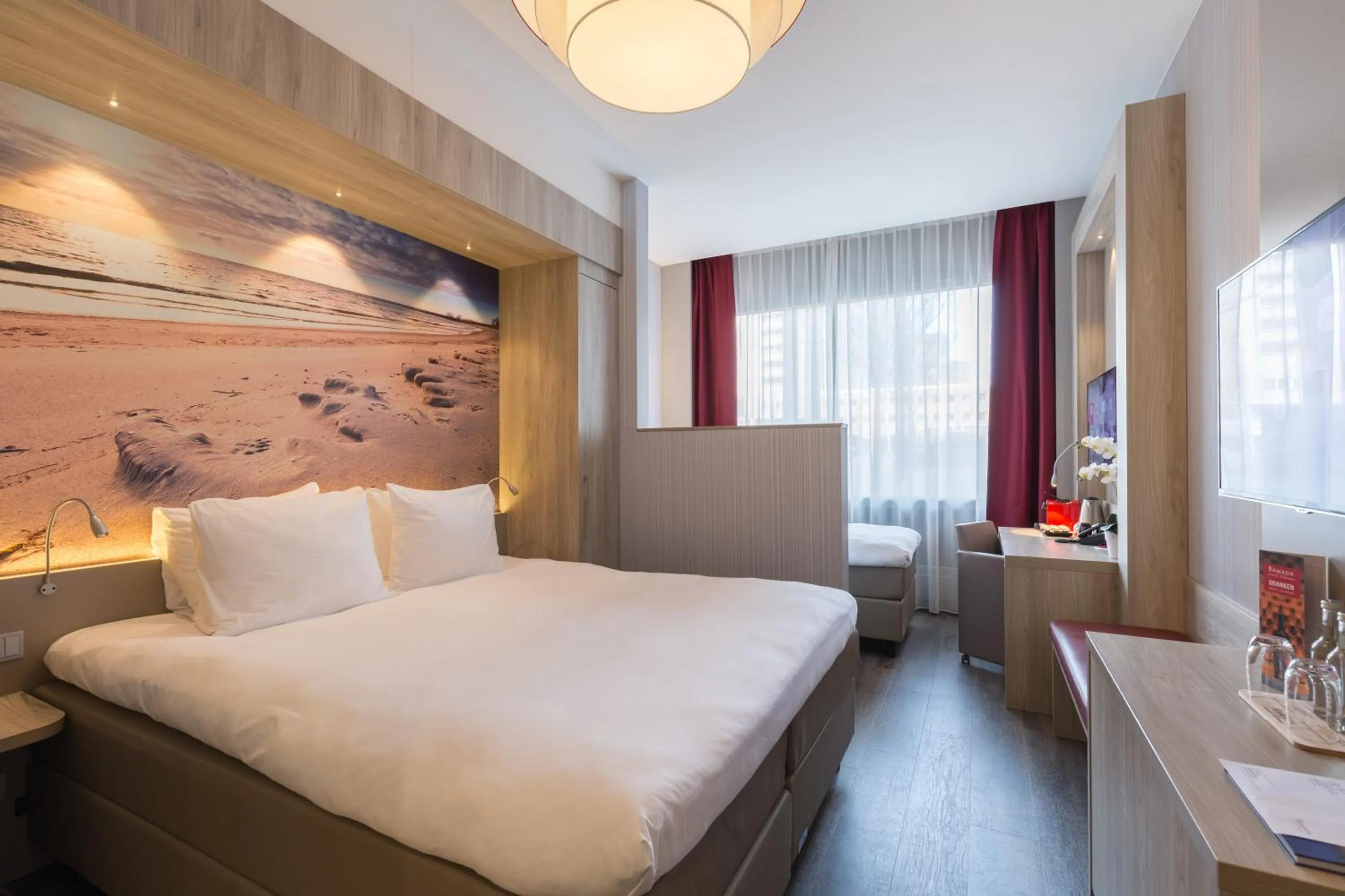 Deluxe King Room with Steam Shower  in Ramada The Hague Scheveningen