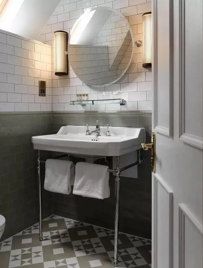 Twin Room  in Eastwell Manor, Champneys Hotel & Spa