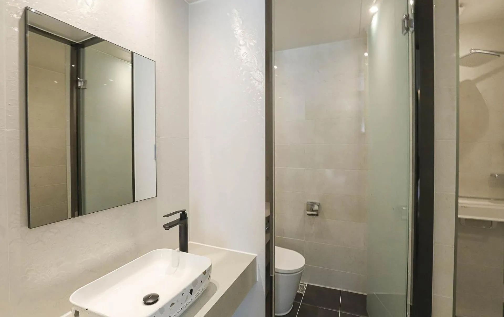 Standard Double Room in Hotel Grand Bay Boryeong