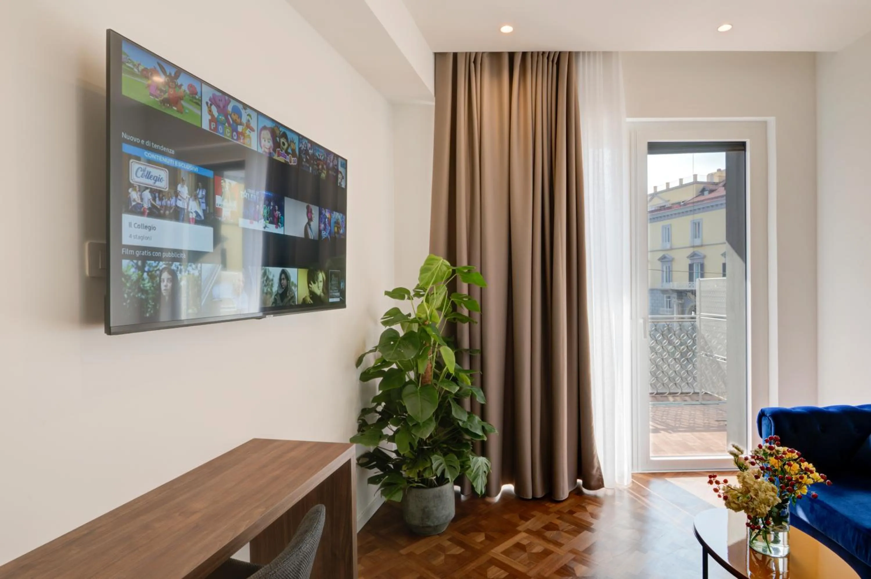 King Suite with Balcony in Well Suites - Piazza dei Martiri
