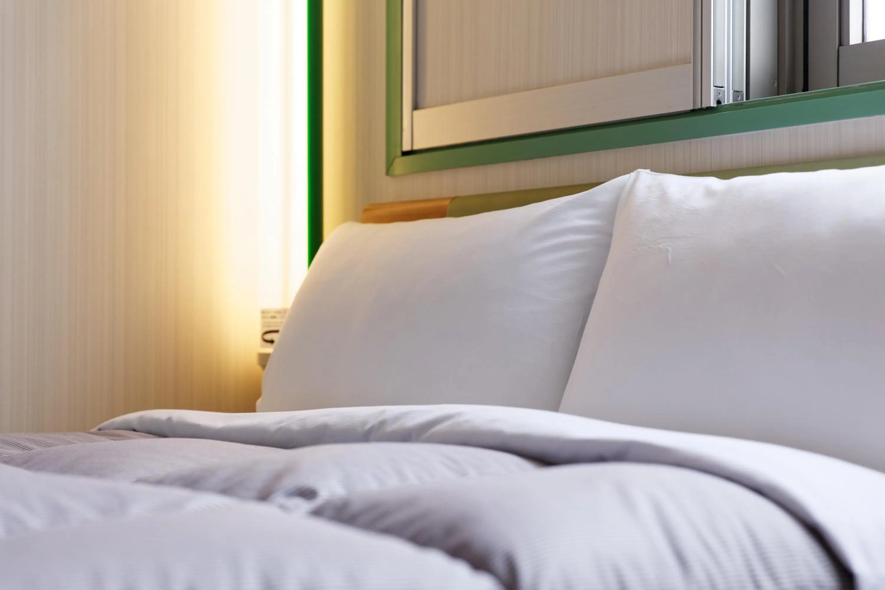 Double Room with Small Double Bed - Non-Smoking in Washington R&B Hotel Sendai Hirosedori Ekimae