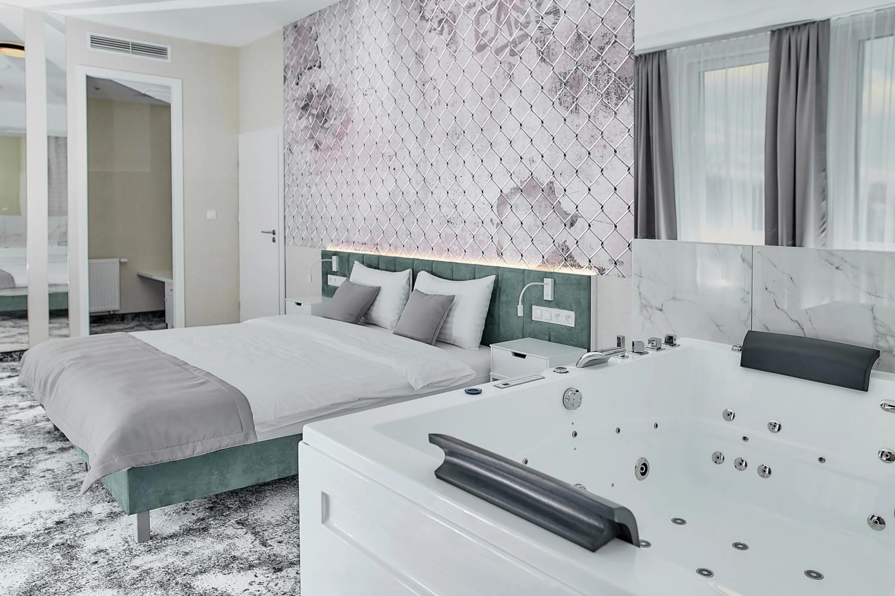 Junior King Suite in Tulip Inn Żyrardów