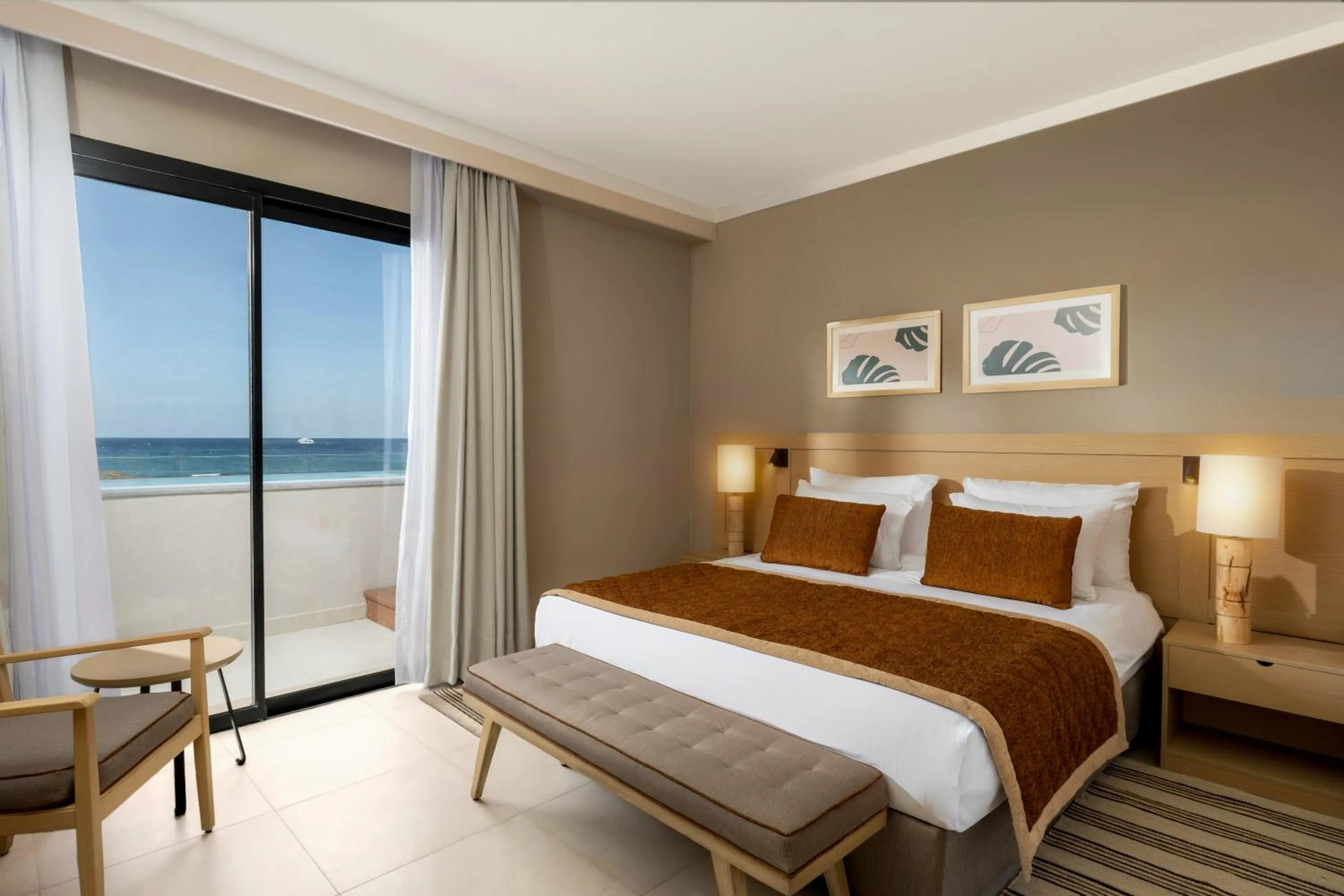 Executive Suite Queen Sea View in JAZ Elite Amara