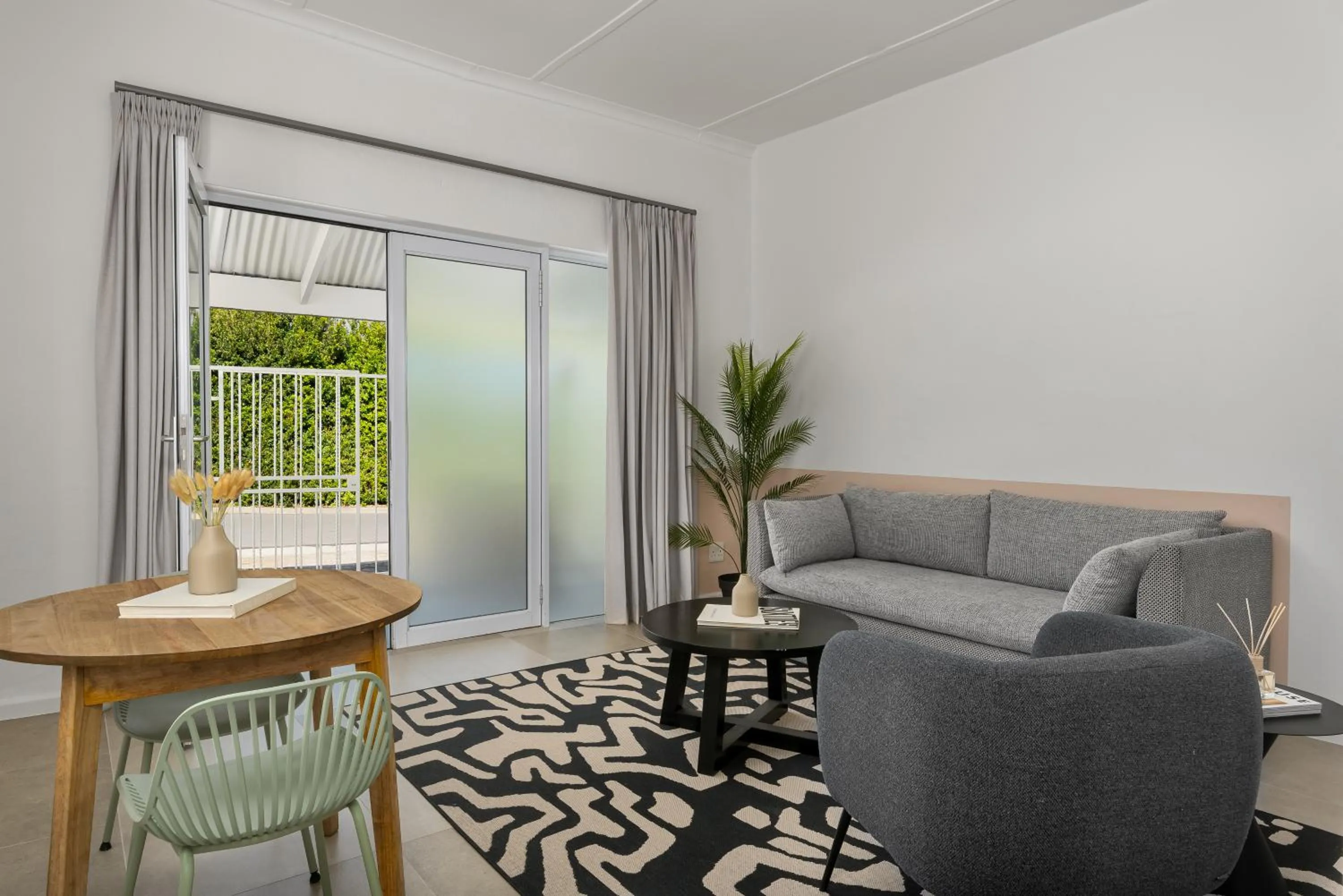 Superior Studio in Neighbourgood Franschhoek