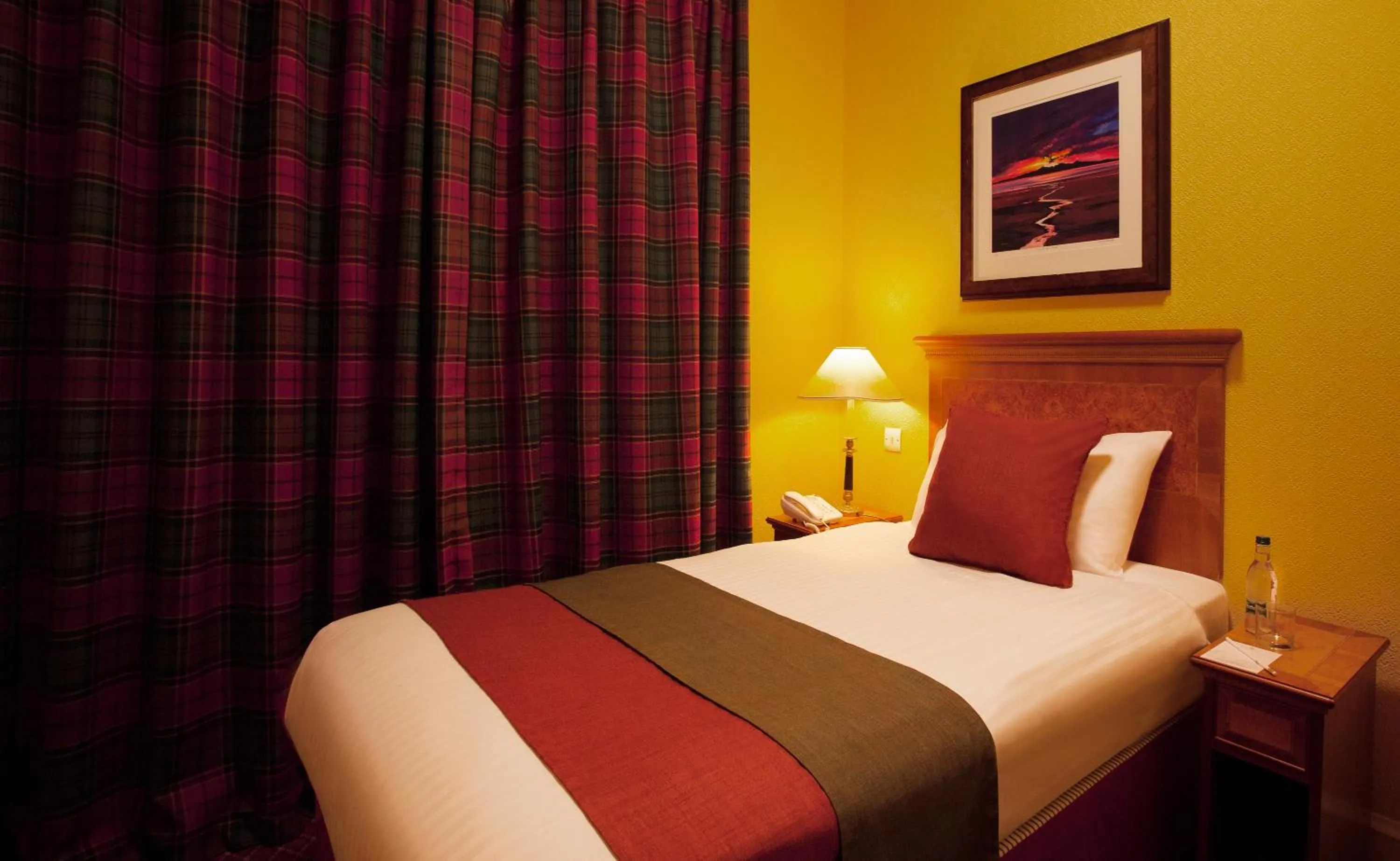 Classic Single Room in The Royal Highland Hotel