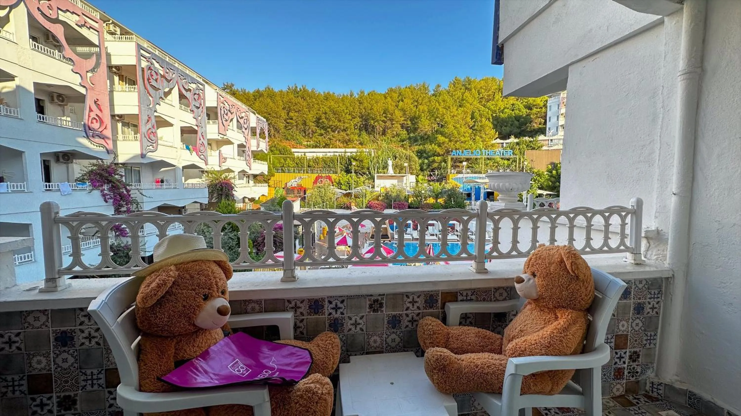 Superior Triple Room in Club Hotel Anjeliq