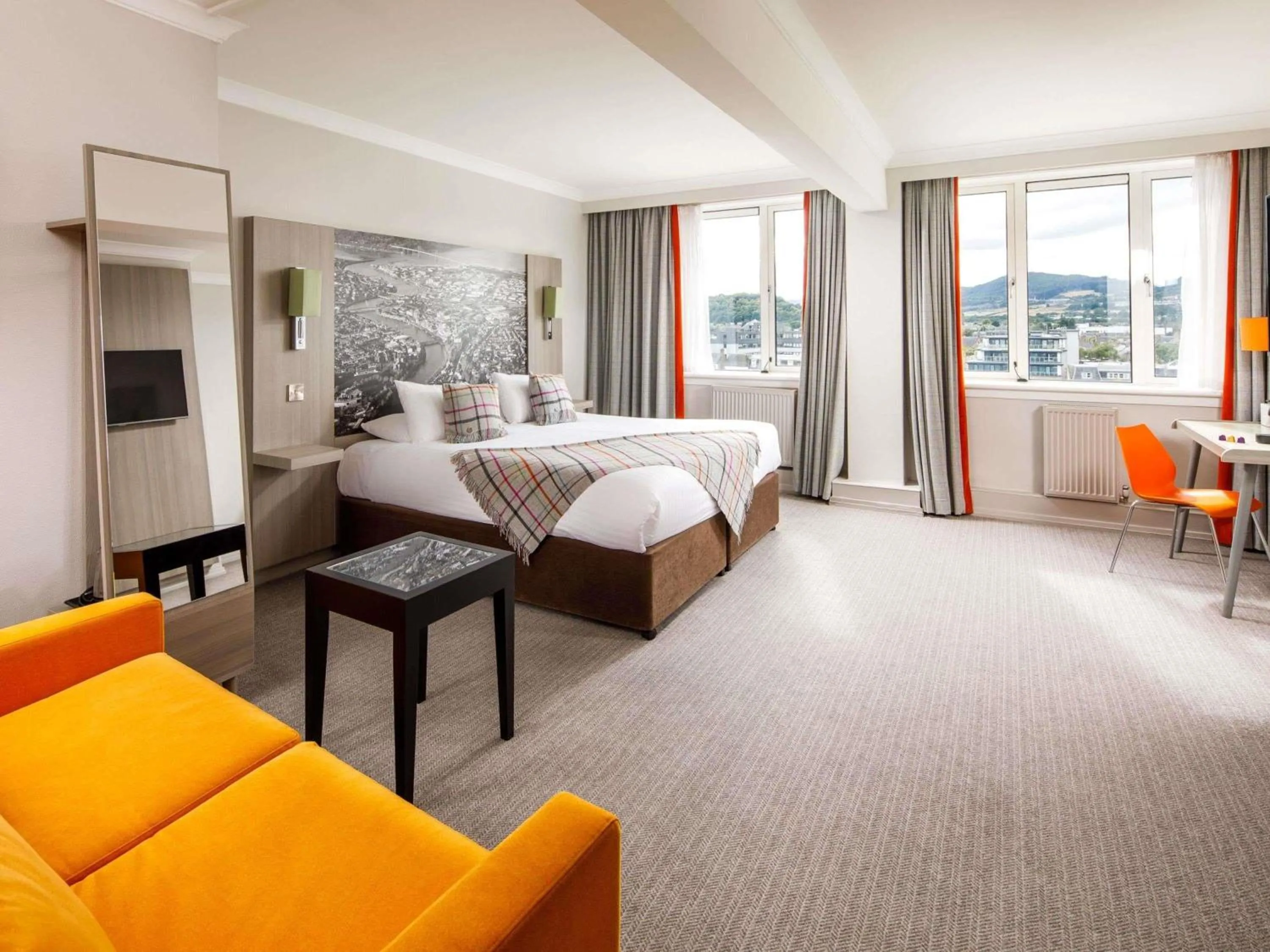 Privilege Double Room with Riverside or Old Town View in Mercure Inverness Hotel