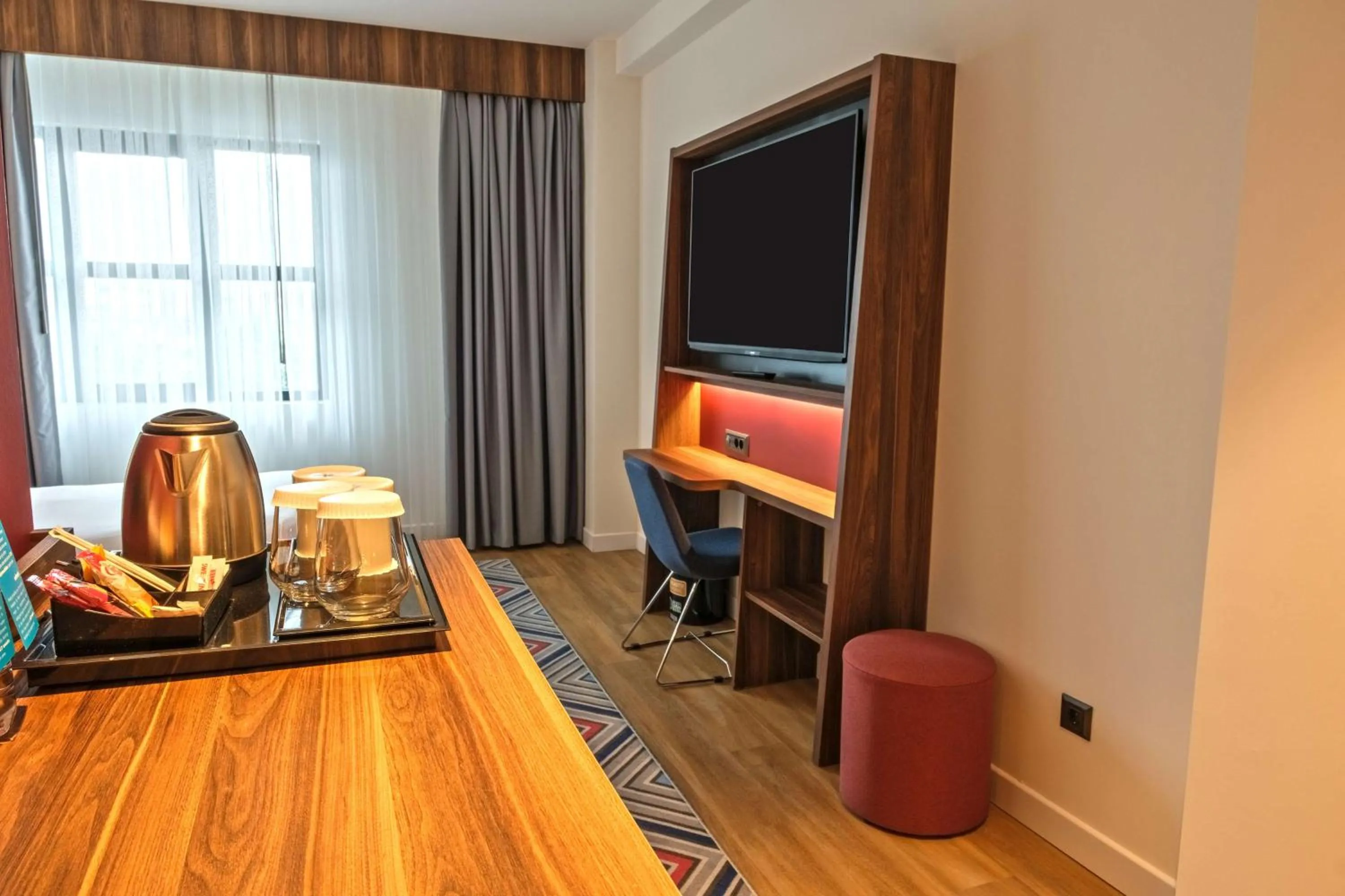 Twin Room - Smoking in Hampton By Hilton Sakarya