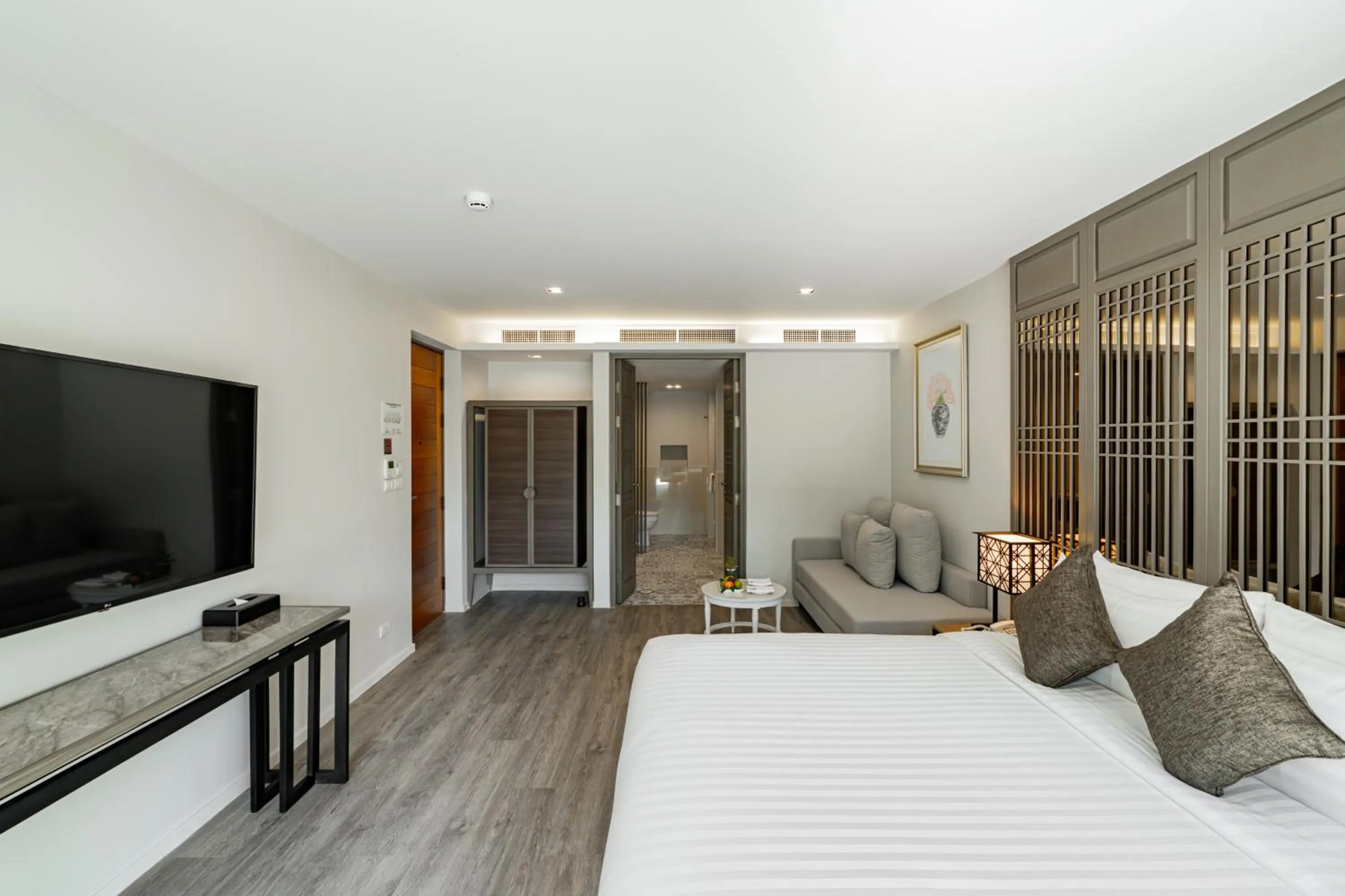 Grand Deluxe Double Room with Pool Access in Bella Nara Phuket Naiyang Beach