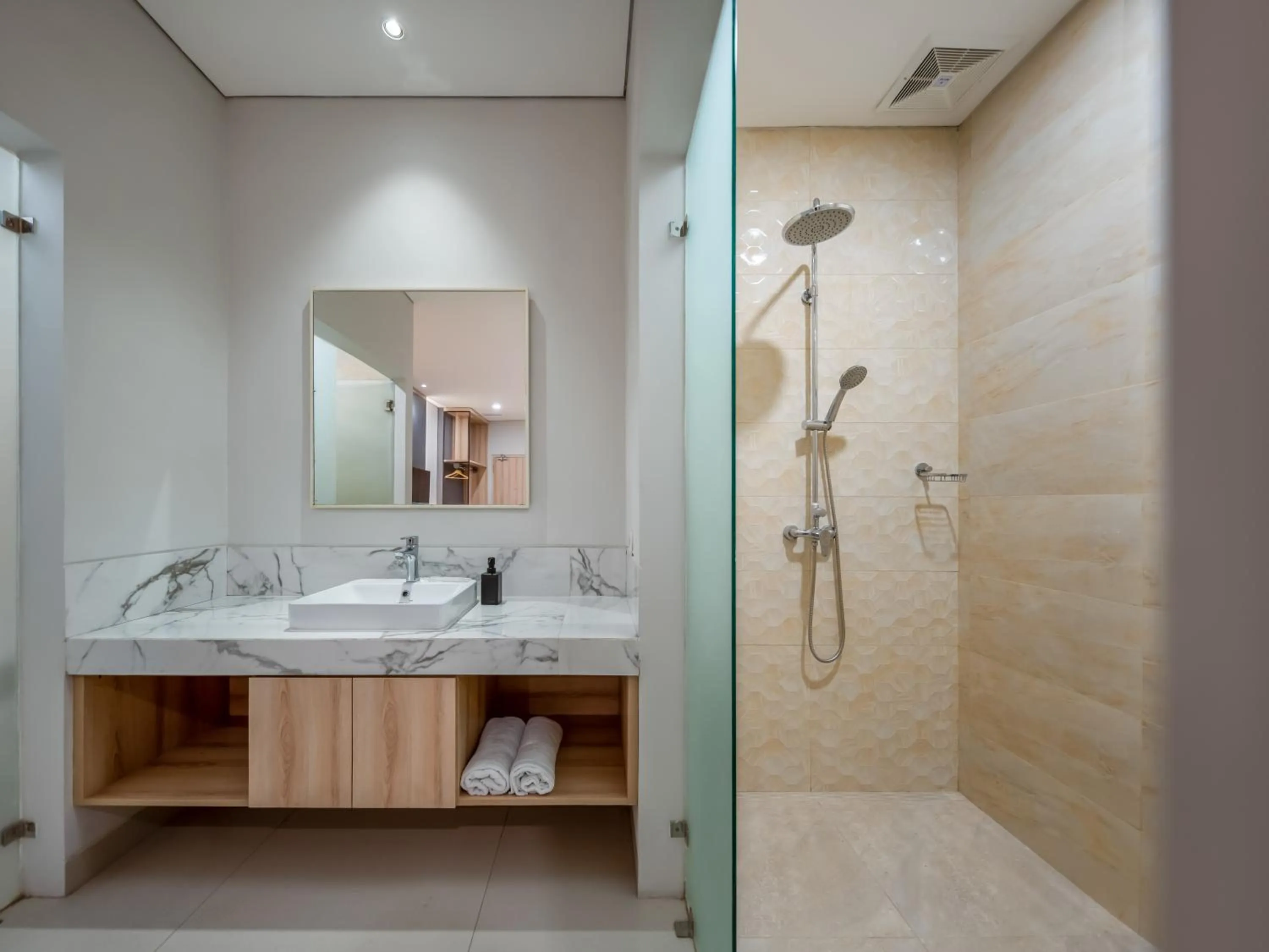 Twin Room in Cove Bona Sort Pasar Baru