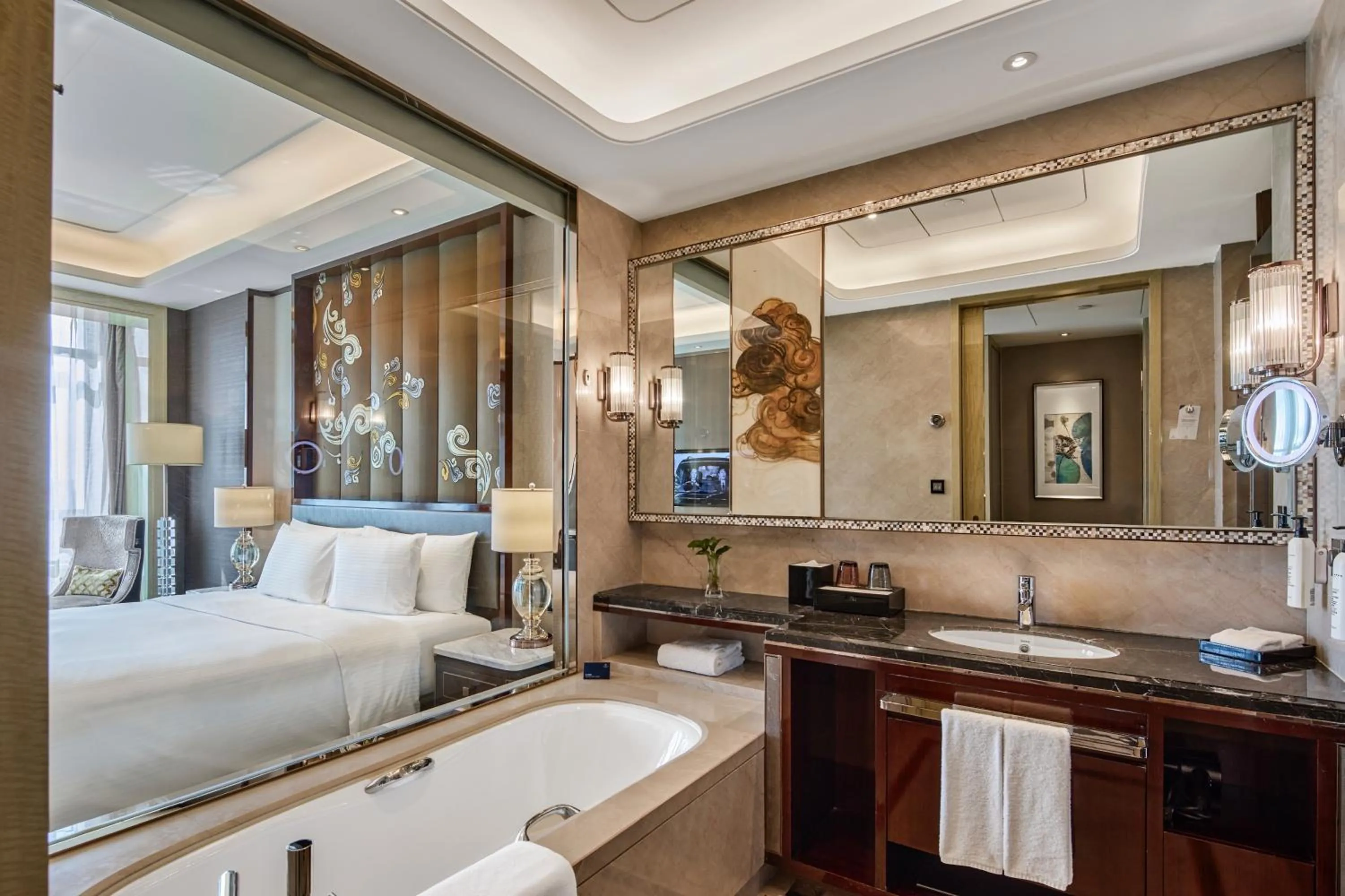 Deluxe Hollywood Twin Room in Wanda Realm Yinchuan