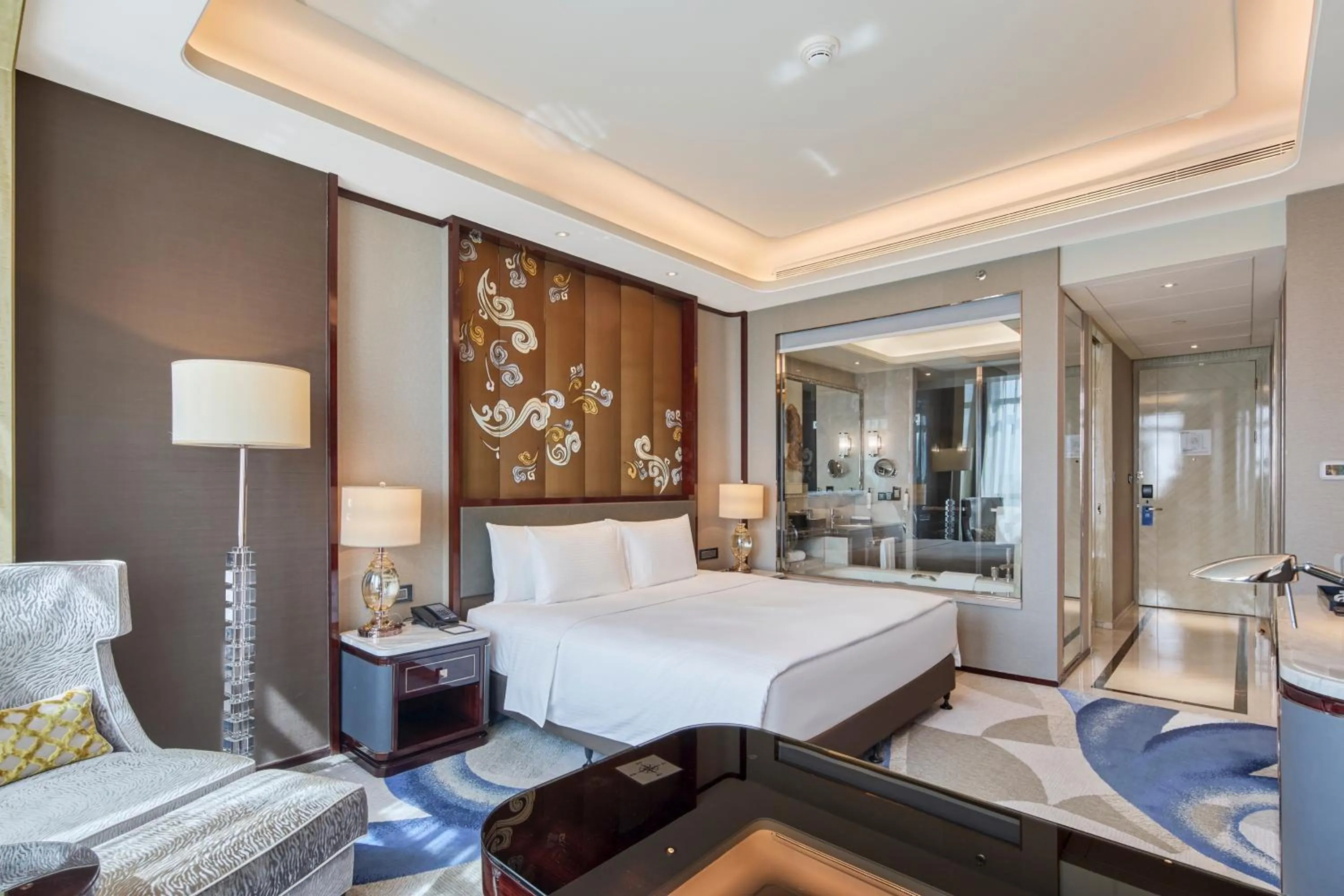 Deluxe King Room with Mountain View in Wanda Realm Yinchuan