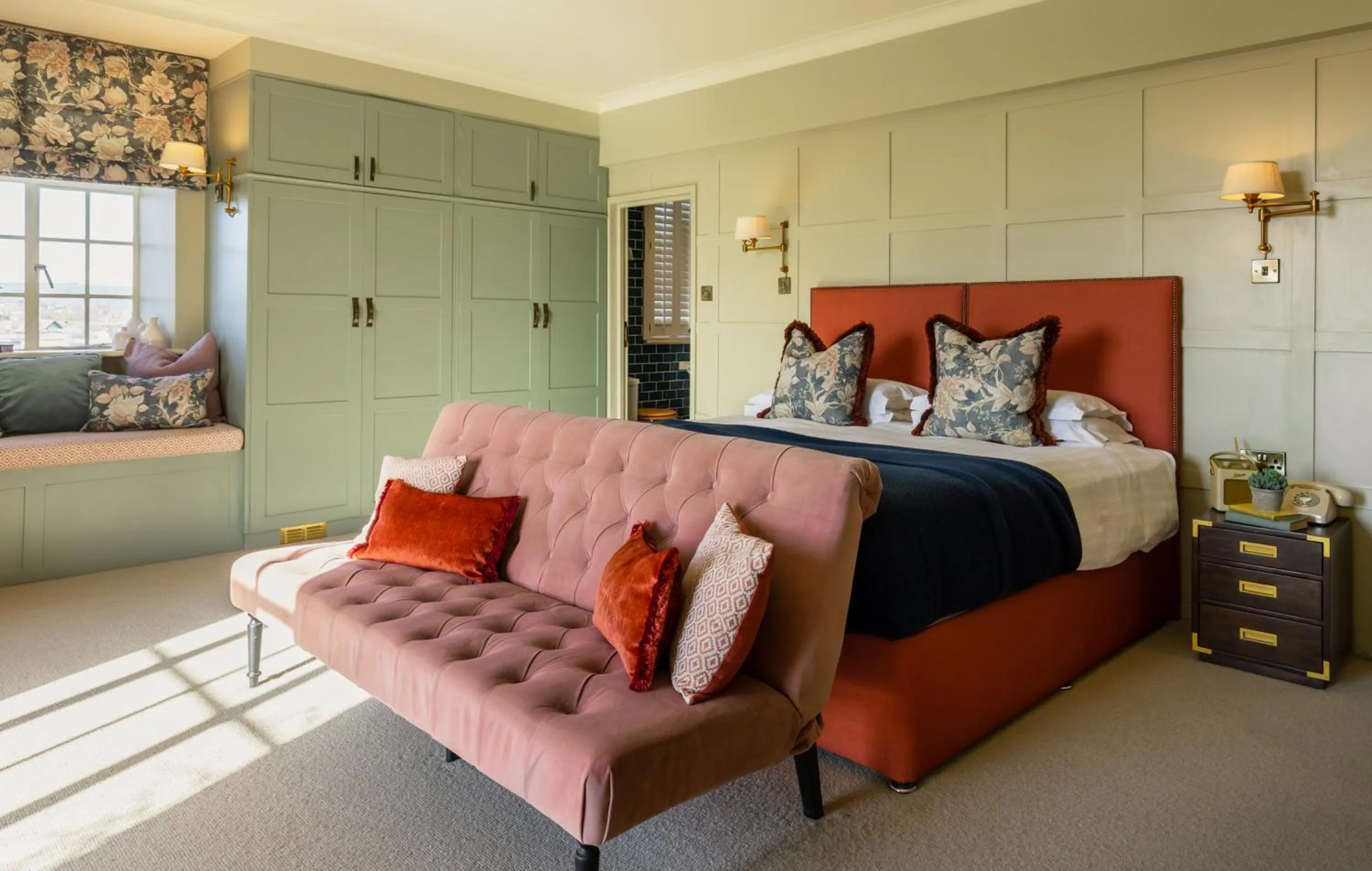 King Suite - single occupancy in Castle Hotel