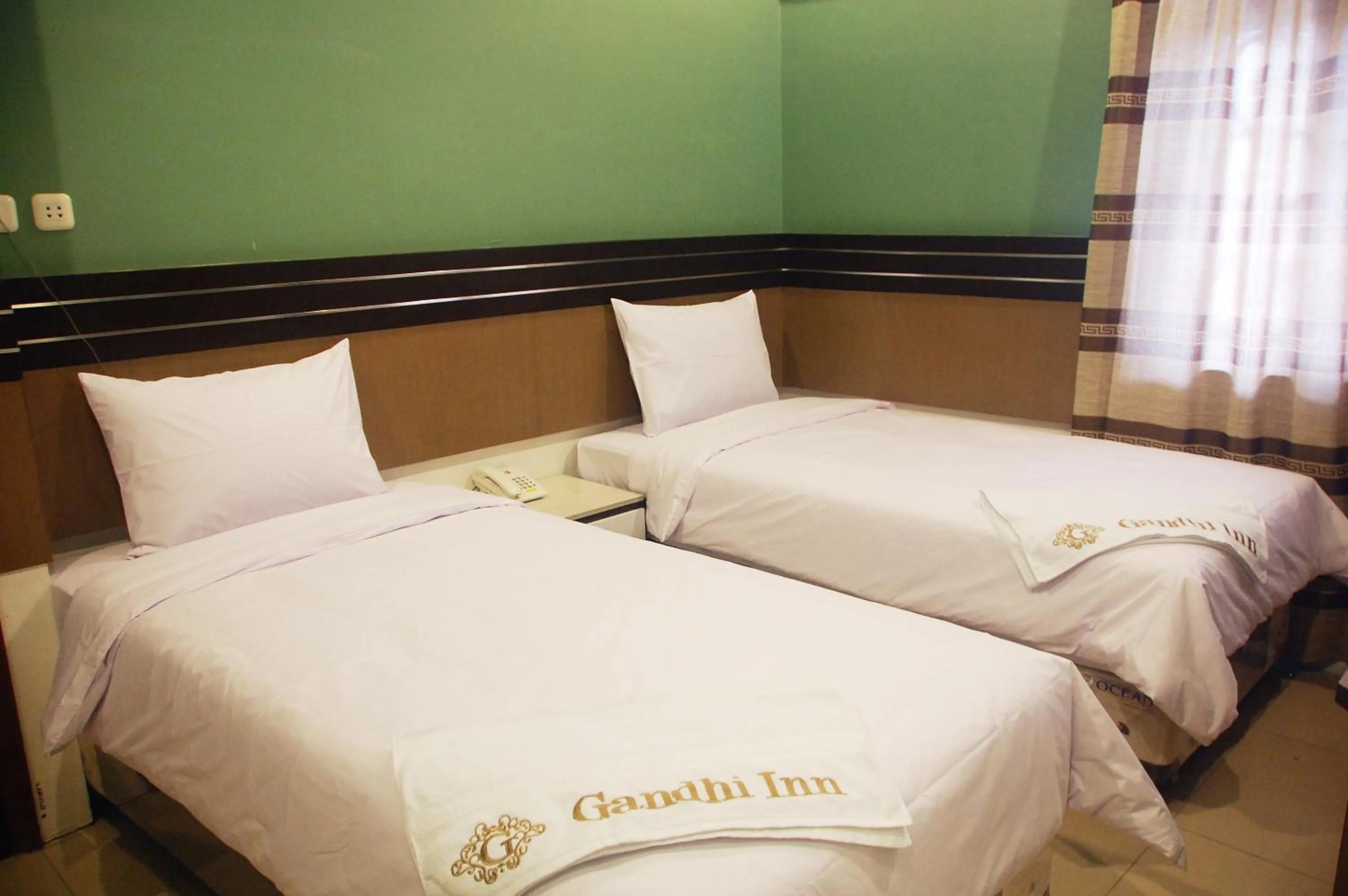 Deluxe Twin Room in Gandhi Inn