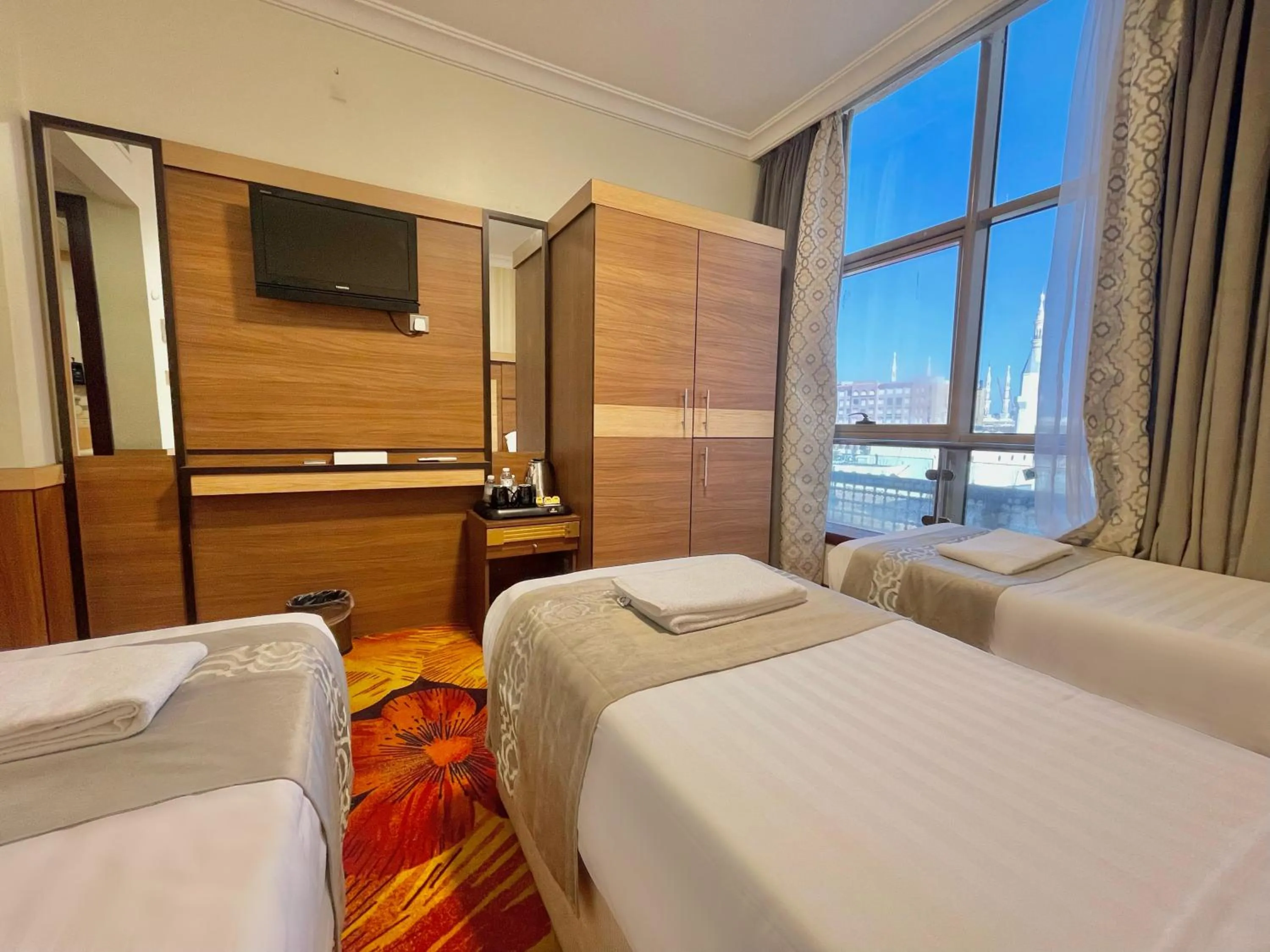 Triple Room - single occupancy in Al Mukhtara Almasi Hotel