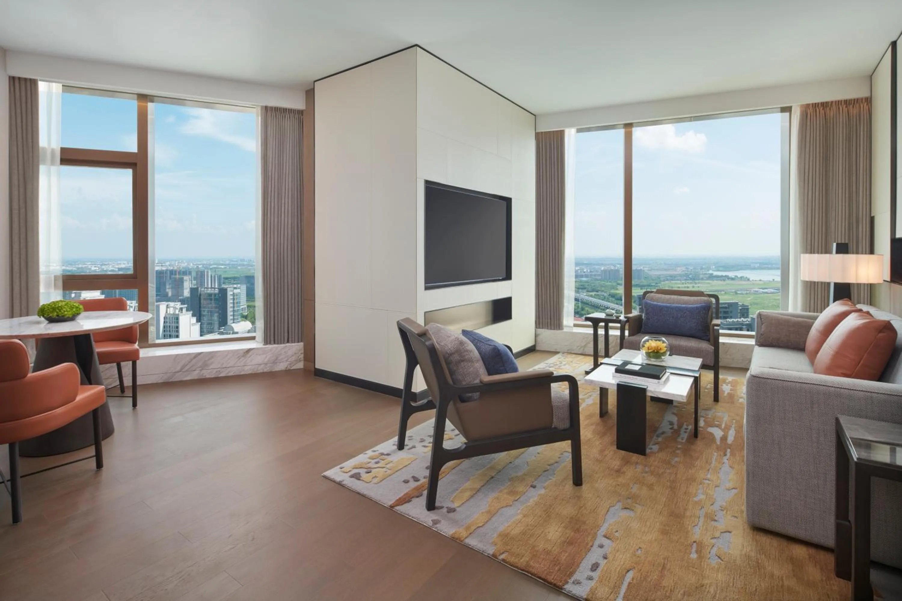 Deluxe King Suite with Lake View - single occupancy in Hyatt Regency Changshu Kuncheng Lake