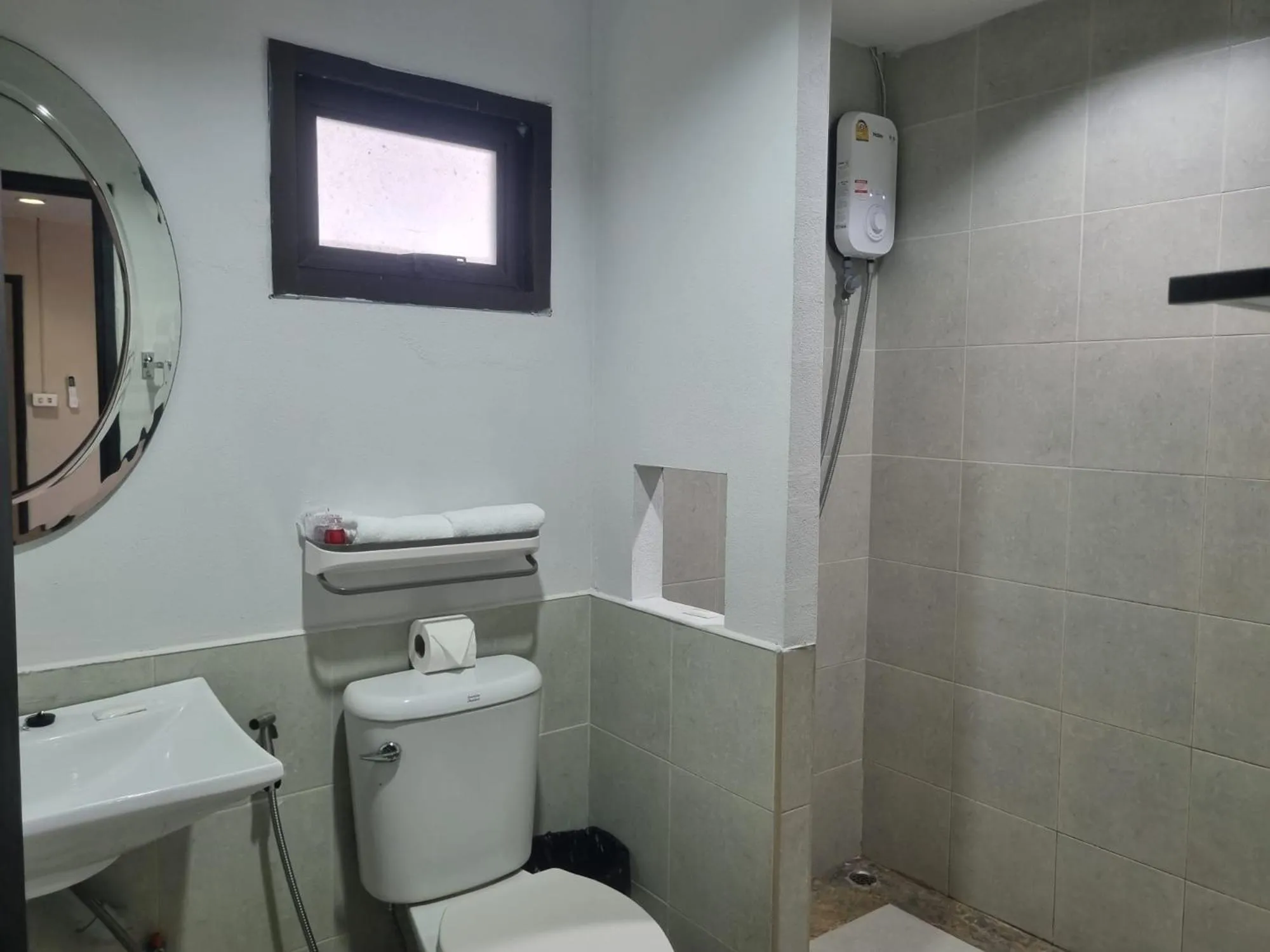 Deluxe Double Room with Balcony in New Breakers Hotel Rawai