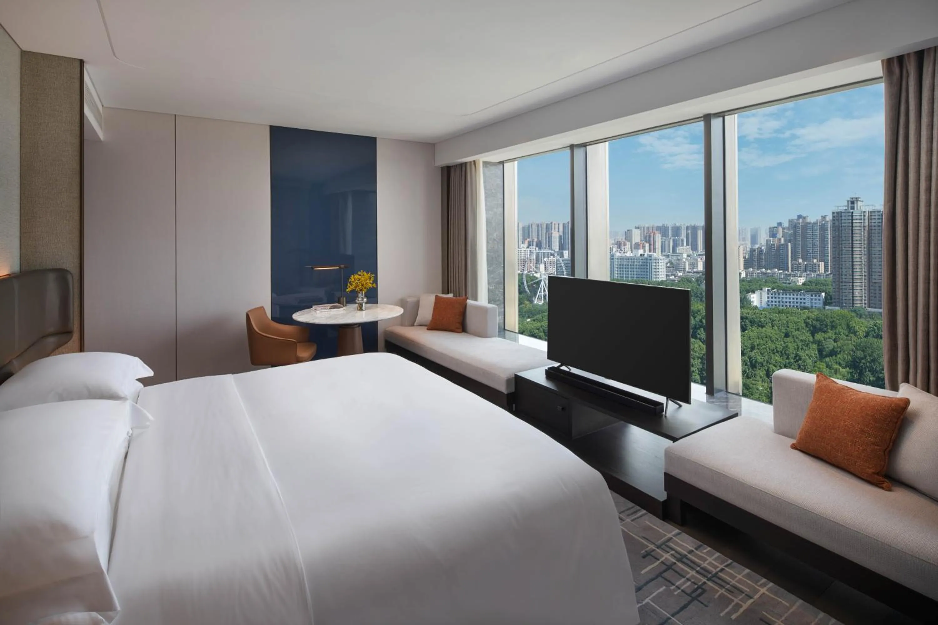 One-Bedroom King Suite with Living Dining Areas and Garden View  in InterContinental Hotels Zhengzhou