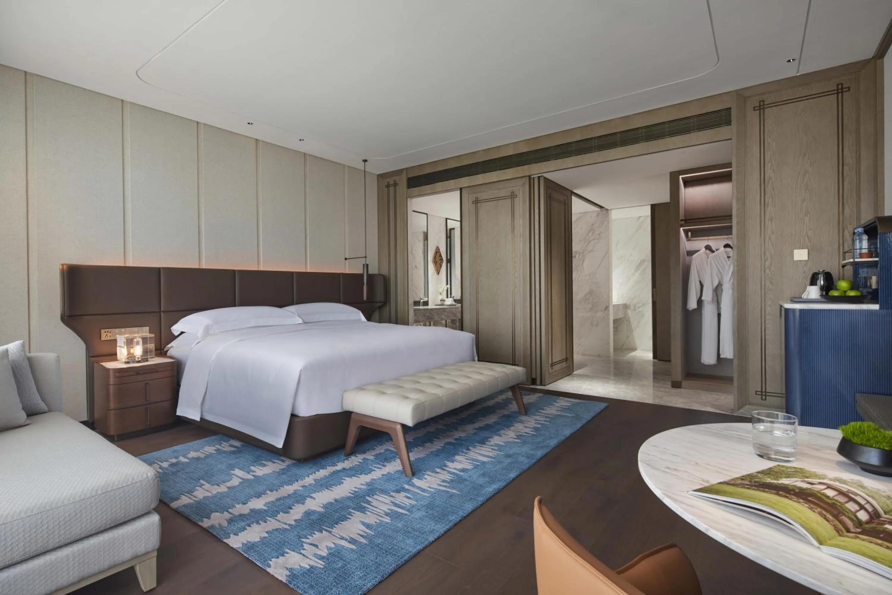 Premium King Room in InterContinental Hotels Zhengzhou