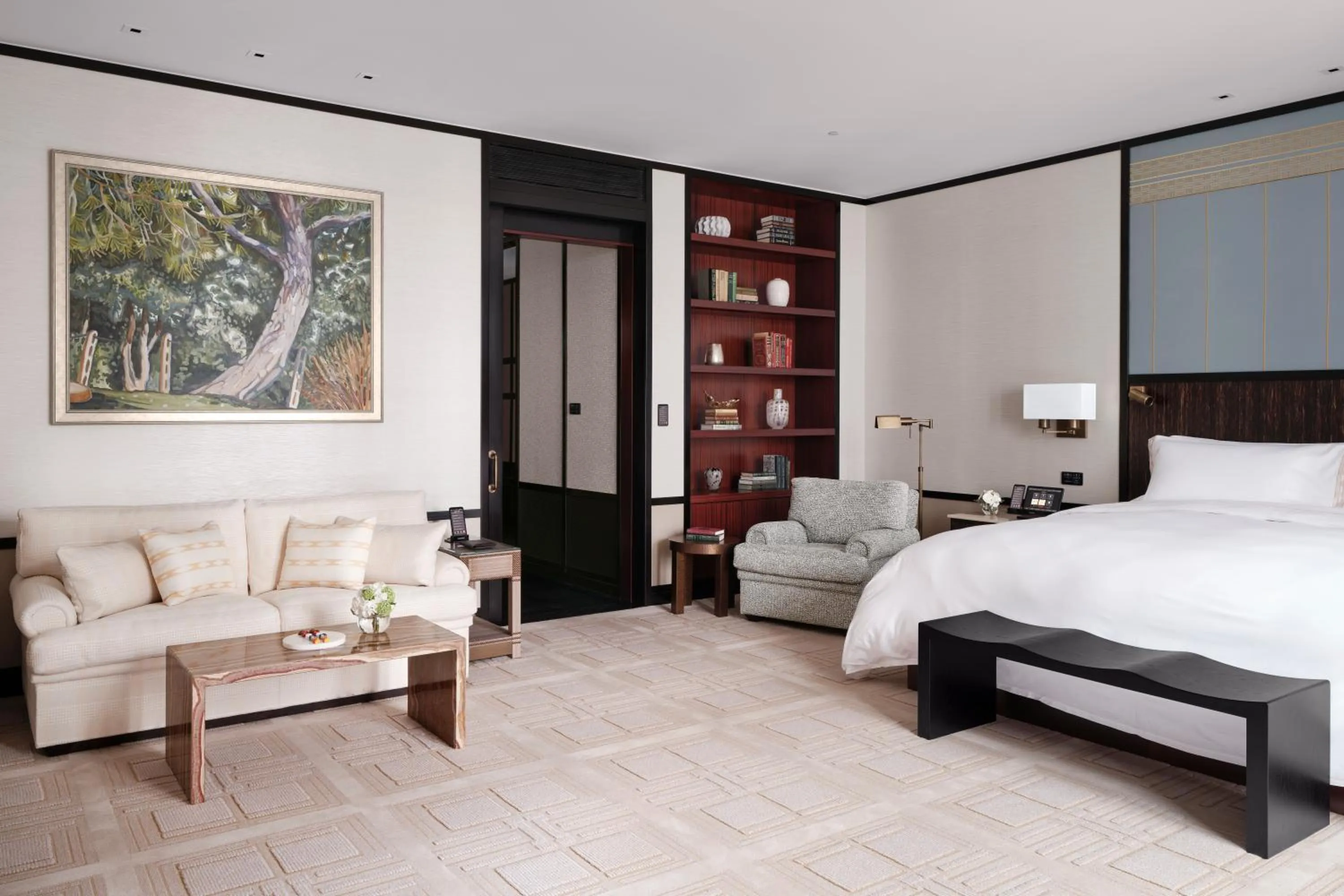 Junior Suite King in The Peninsula London