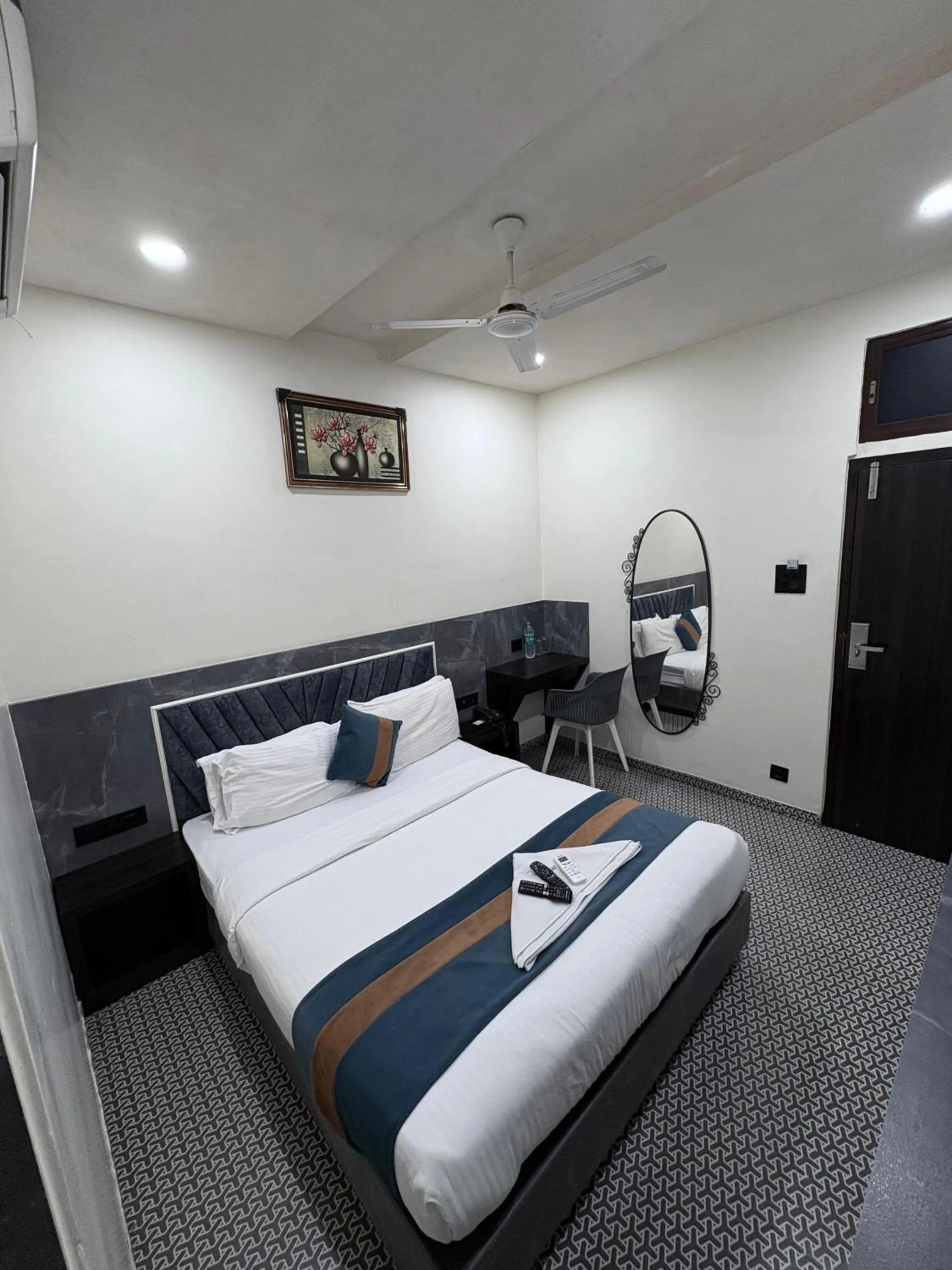 Standard Double Room in DIAMOND HOTEL