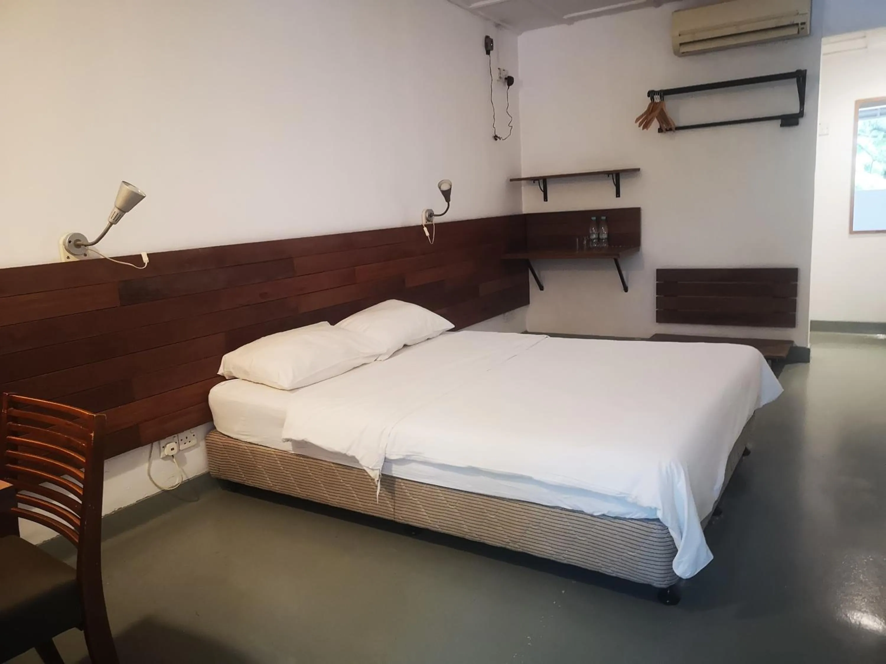 Economy Double Room in Lodge Paradize Hotel