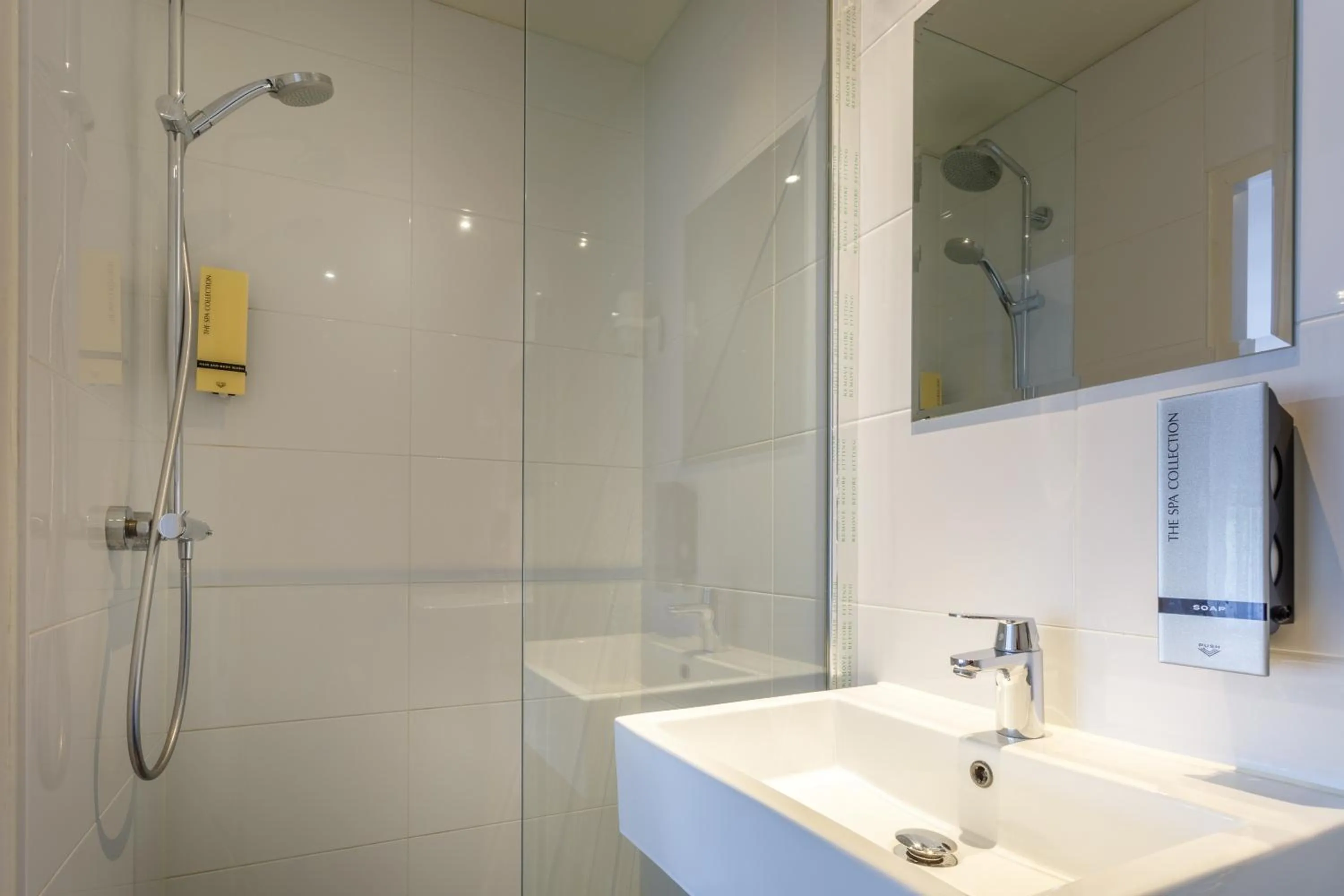 Standard Twin Room in Hotel Victorie