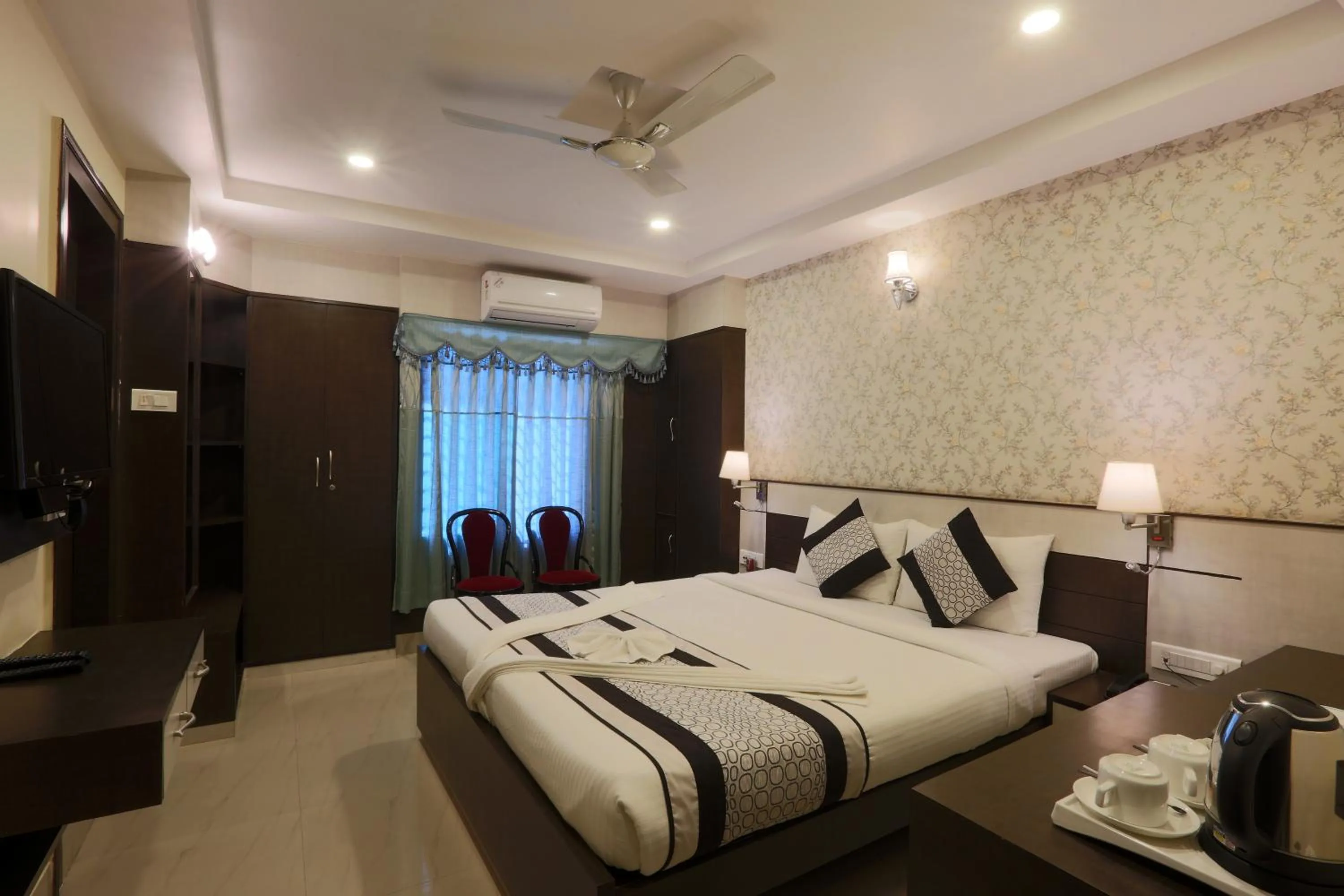 Deluxe Double Room - single occupancy in Hotel Blue Bird, Nagaon