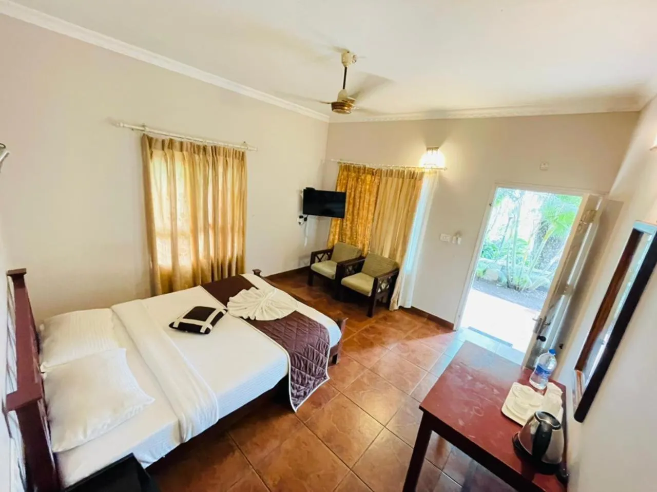 Double Room with Balcony in Blue Bells Resort By Maat Hotels