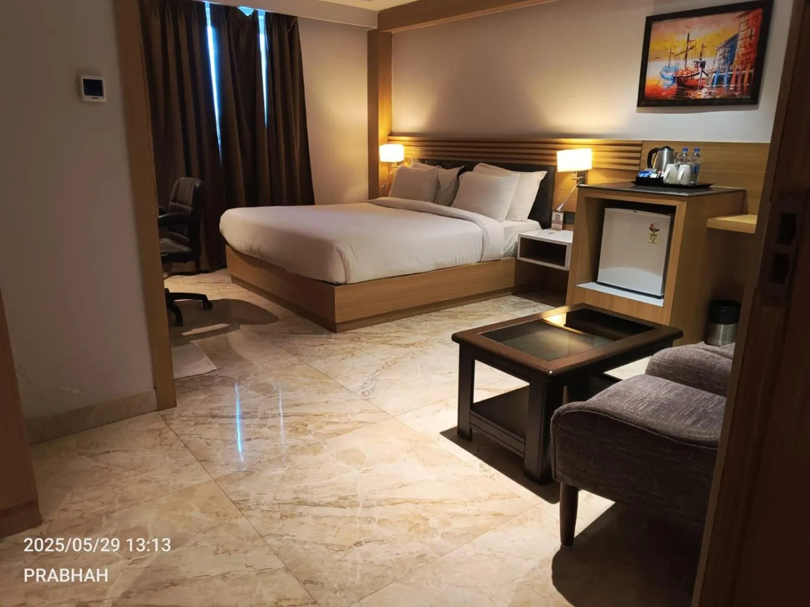 Large Double Room - single occupancy in LUXUS INN