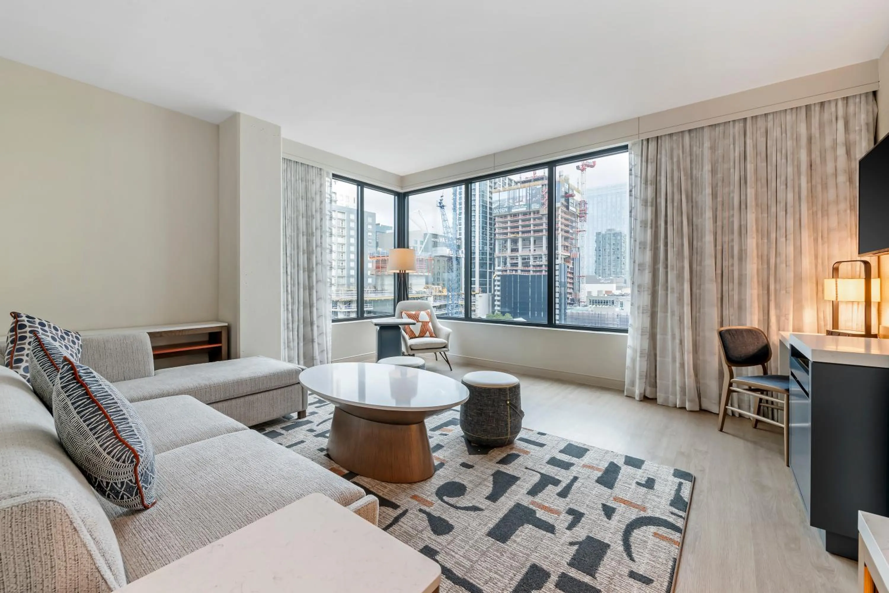 King Suite with Sofa - Non Smoking in Cambria Hotel Austin Downtown