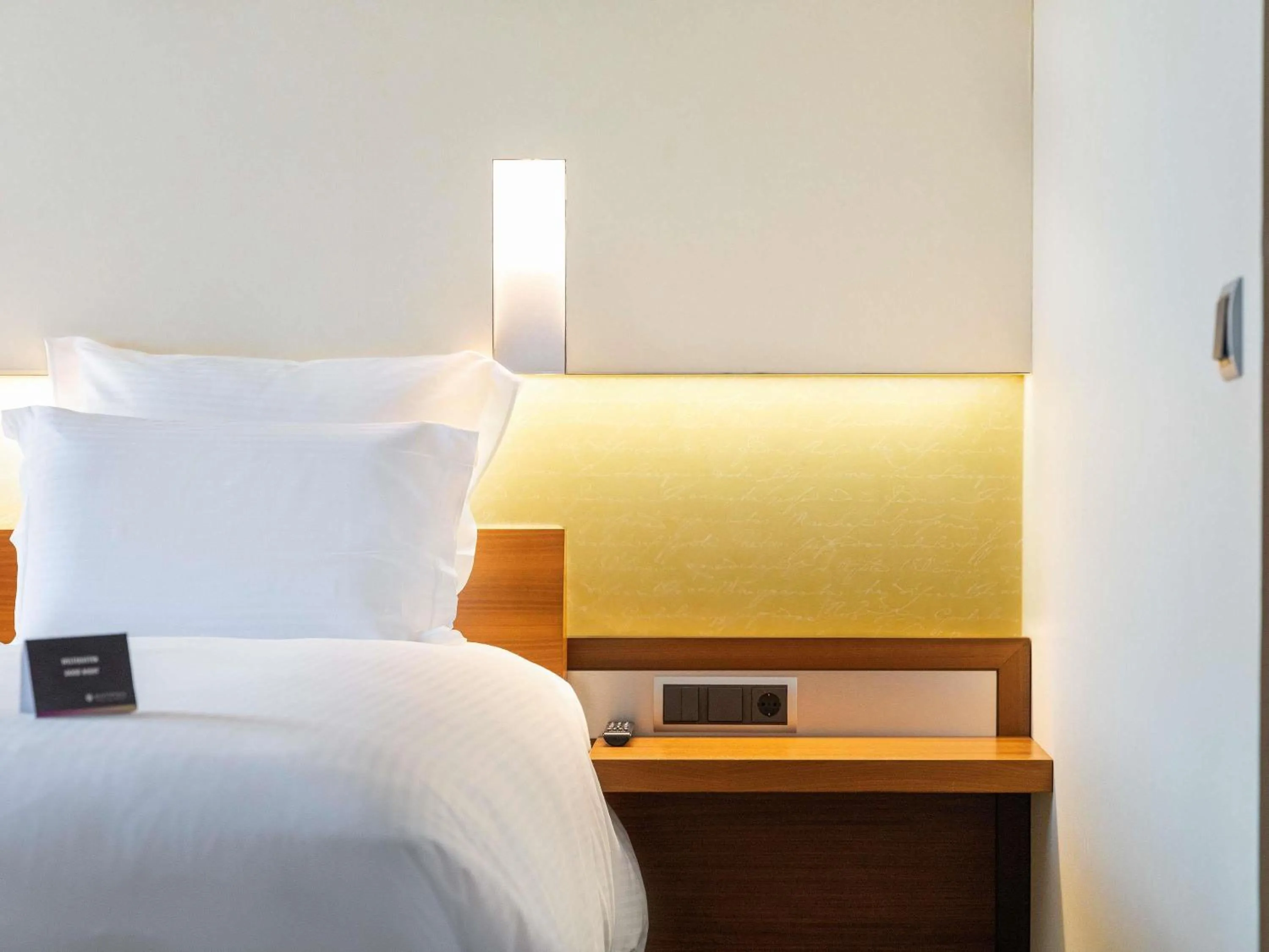 Superior Twin Room in Pullman Eindhoven Cocagne