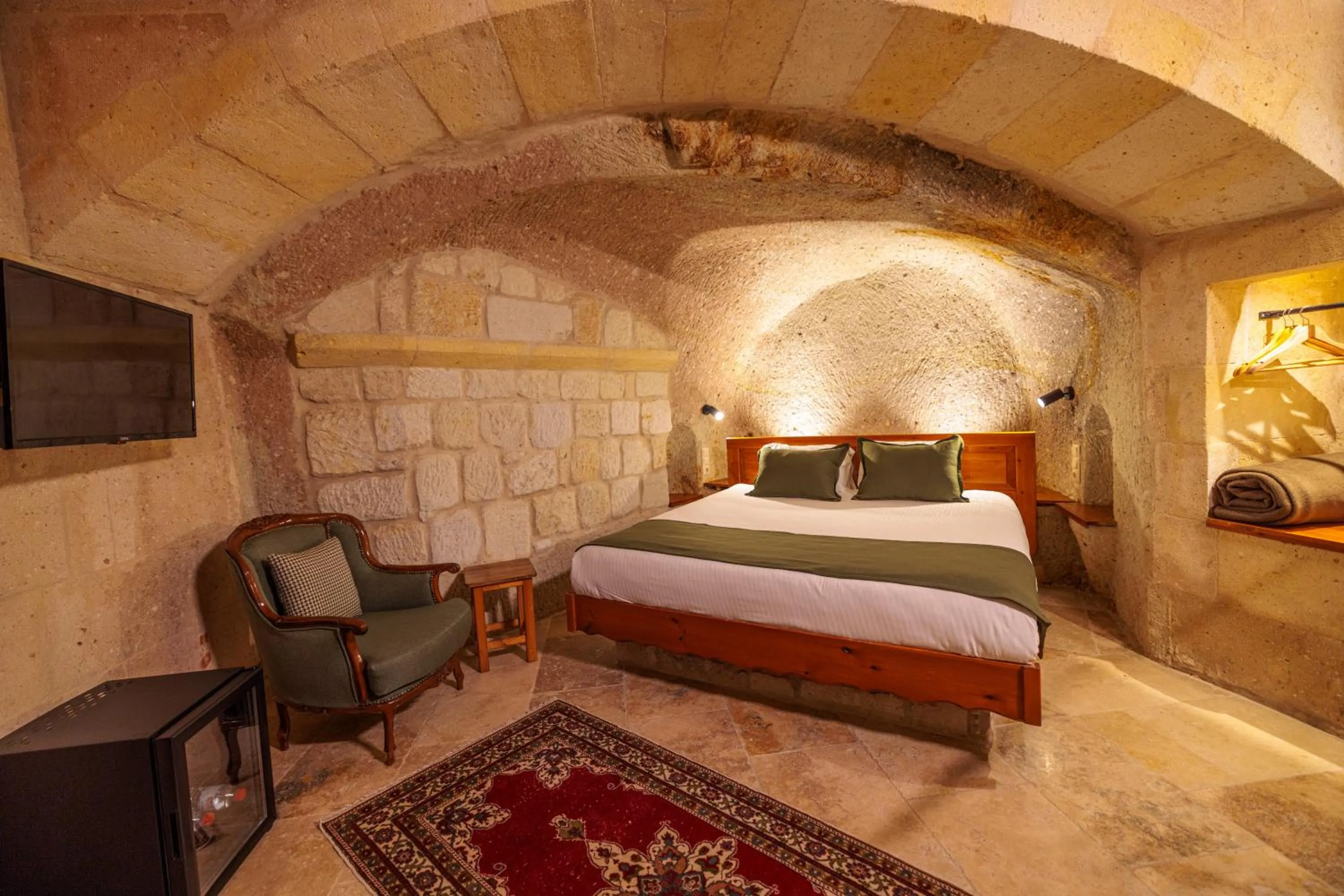 Standard Double Room in Canyon Cave Hotel