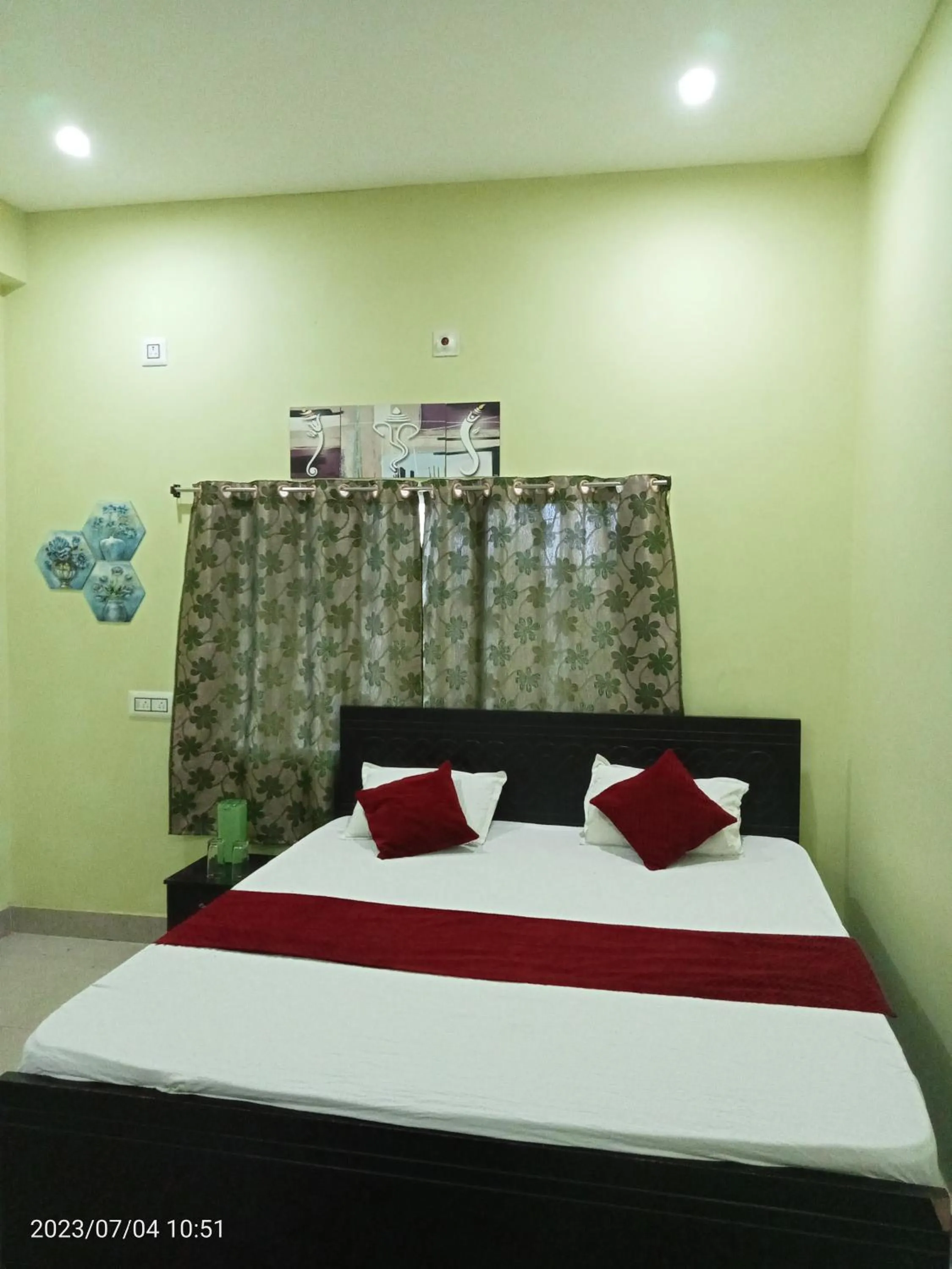 Standard King Room - single occupancy in Hotel Narayani