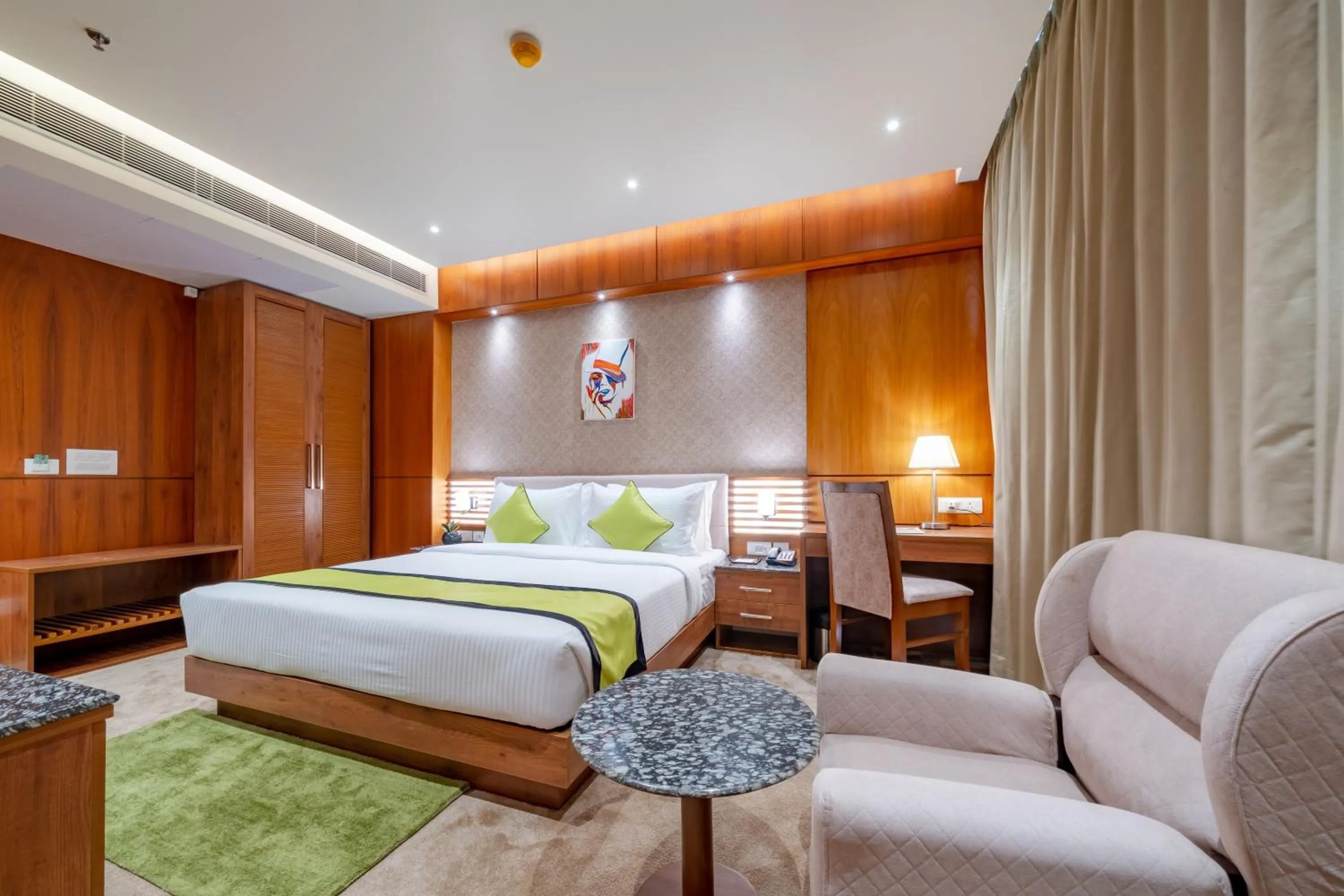 Executive Triple Room in Payel Inn