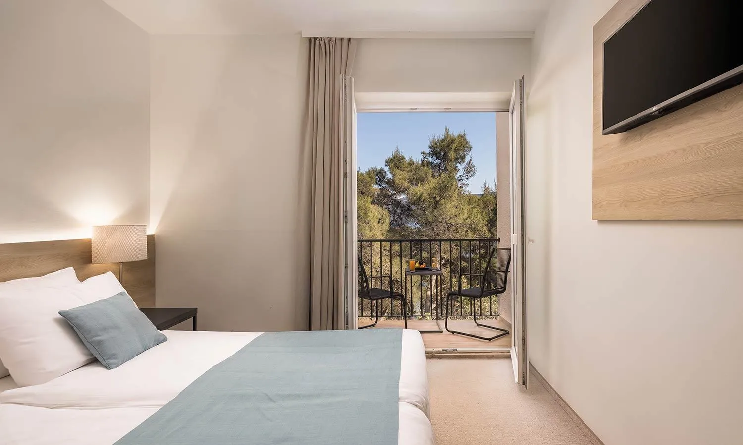 Superior Double Room with Balcony Seaside - single occupancy in Aminess Younique Senses Resort