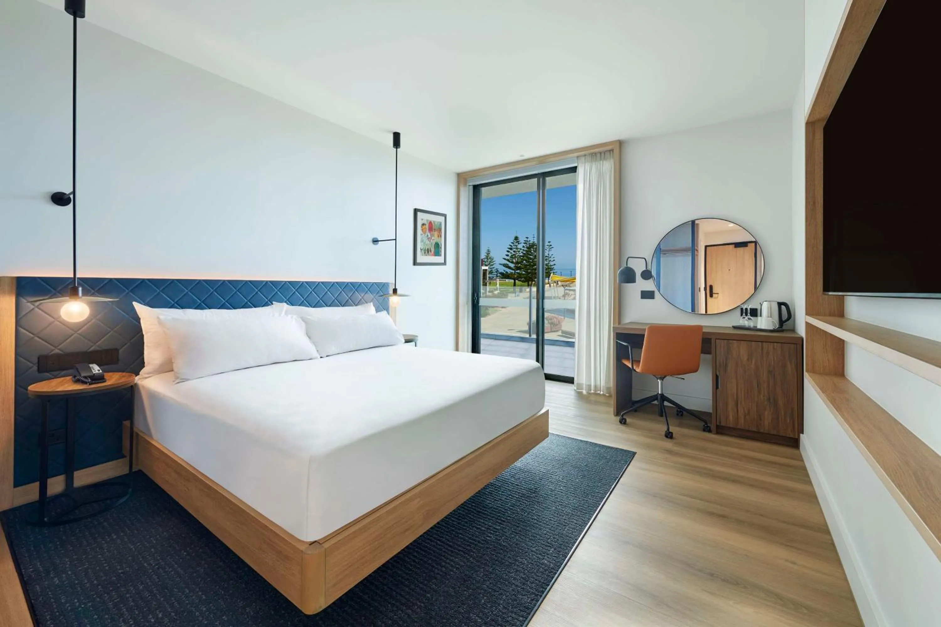 King Room with Ocean View - Mobility Access in Hilton Garden Inn Busselton