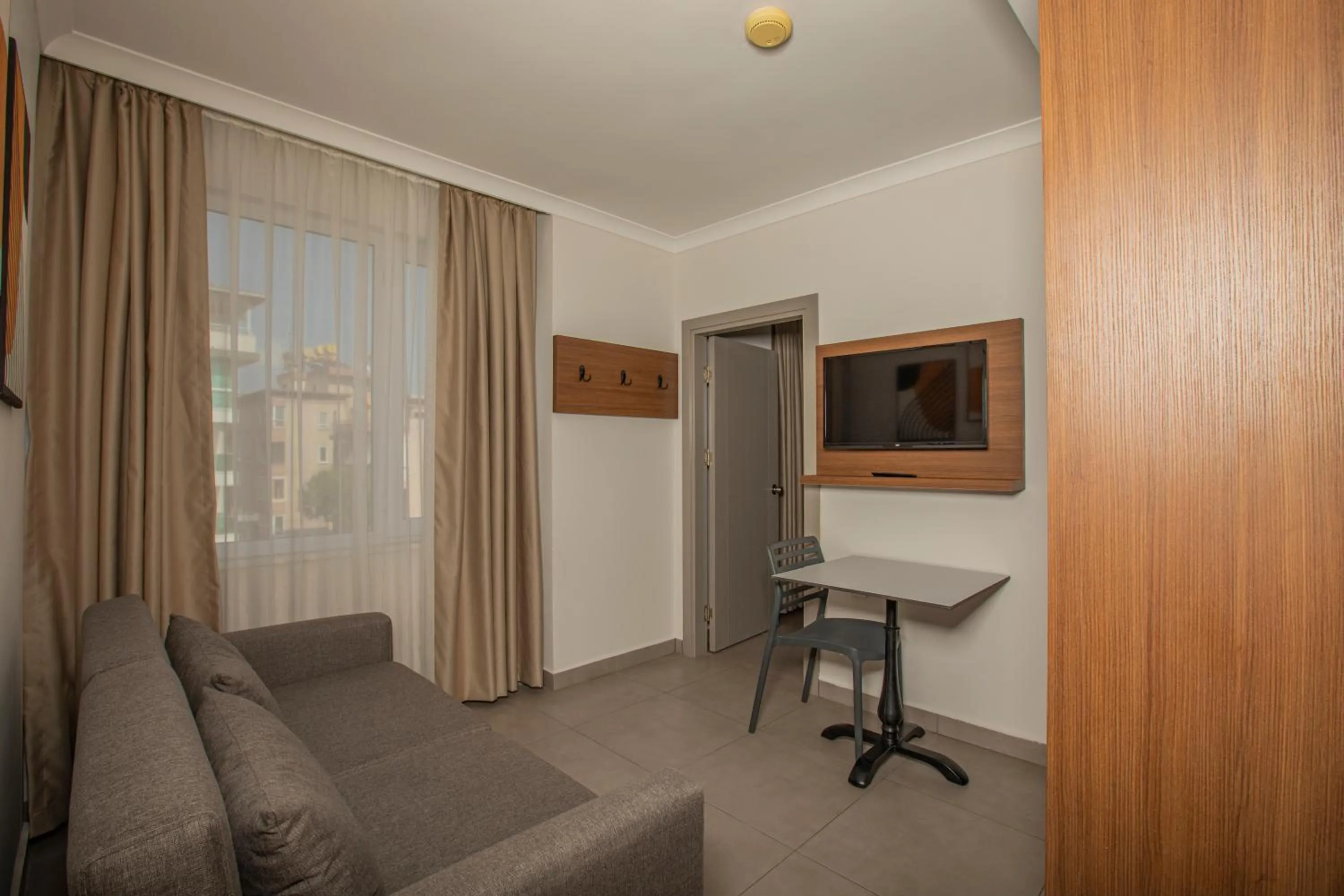 Junior Suite with Balcony (A/C included) in Perle Apart Hotel
