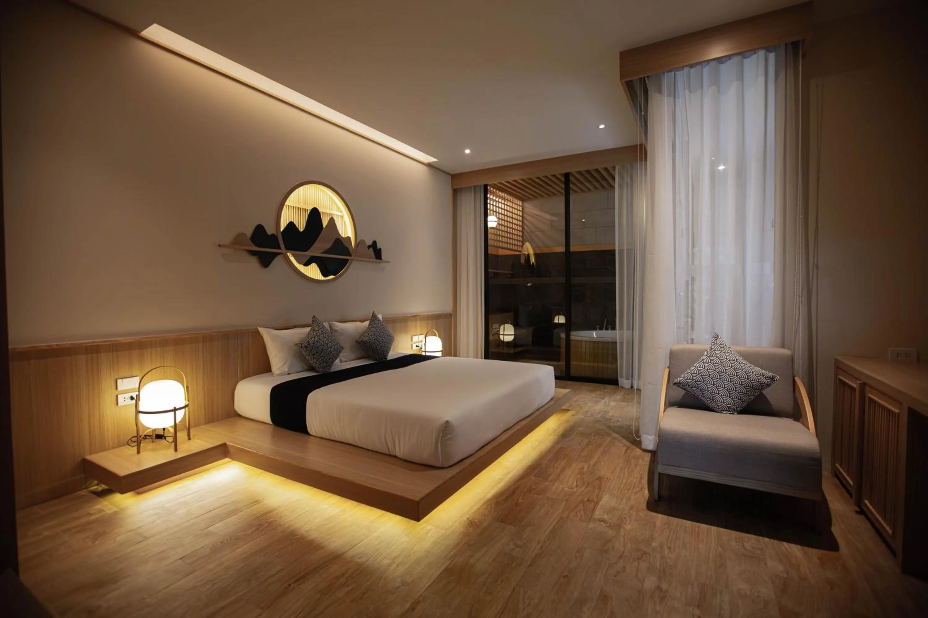 Deluxe Suite in The Arch Phuket Hotel